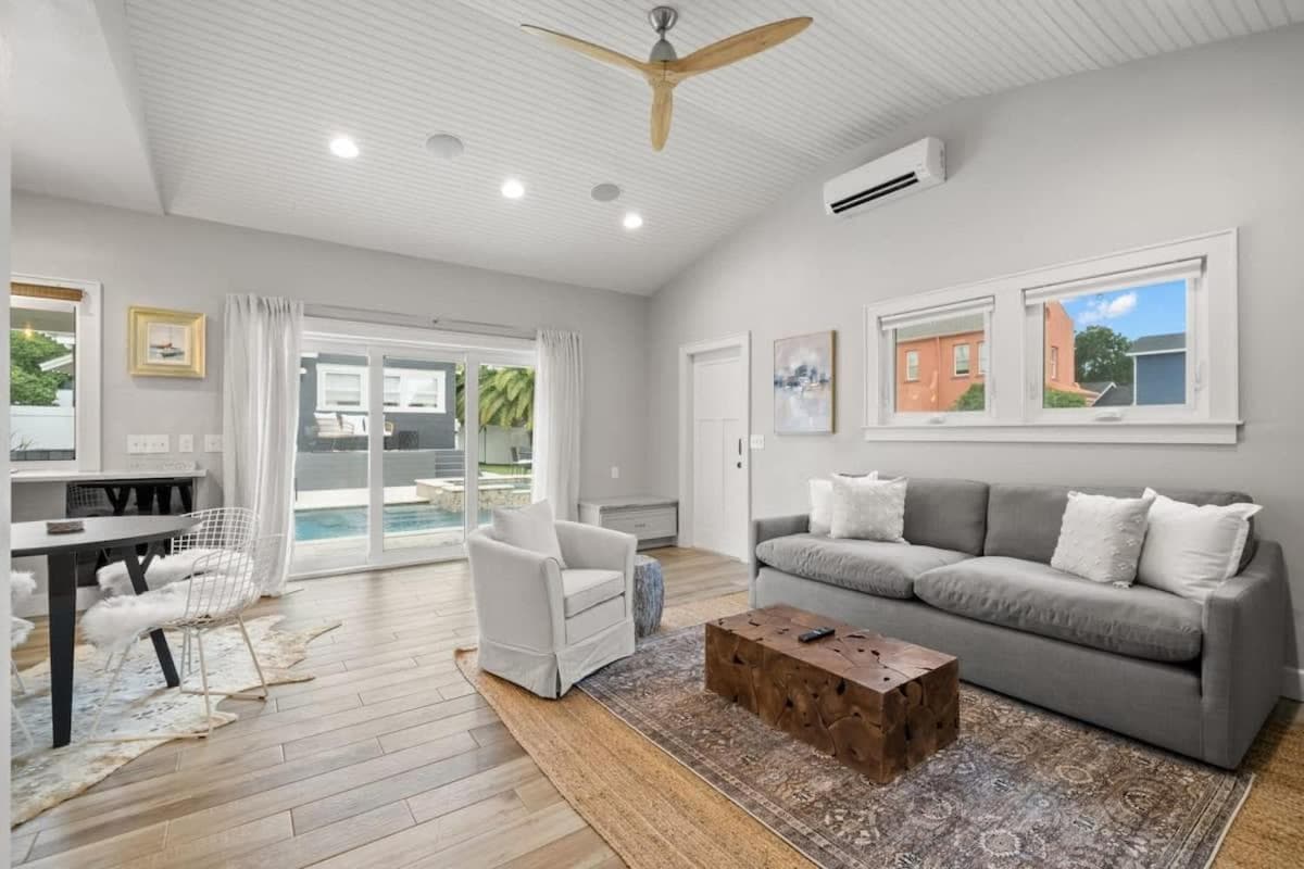 SoHo Serenity - Beeindruckendes Zuhause mit privatem Pool & Whirlpool, SoHo Bezirk — 13