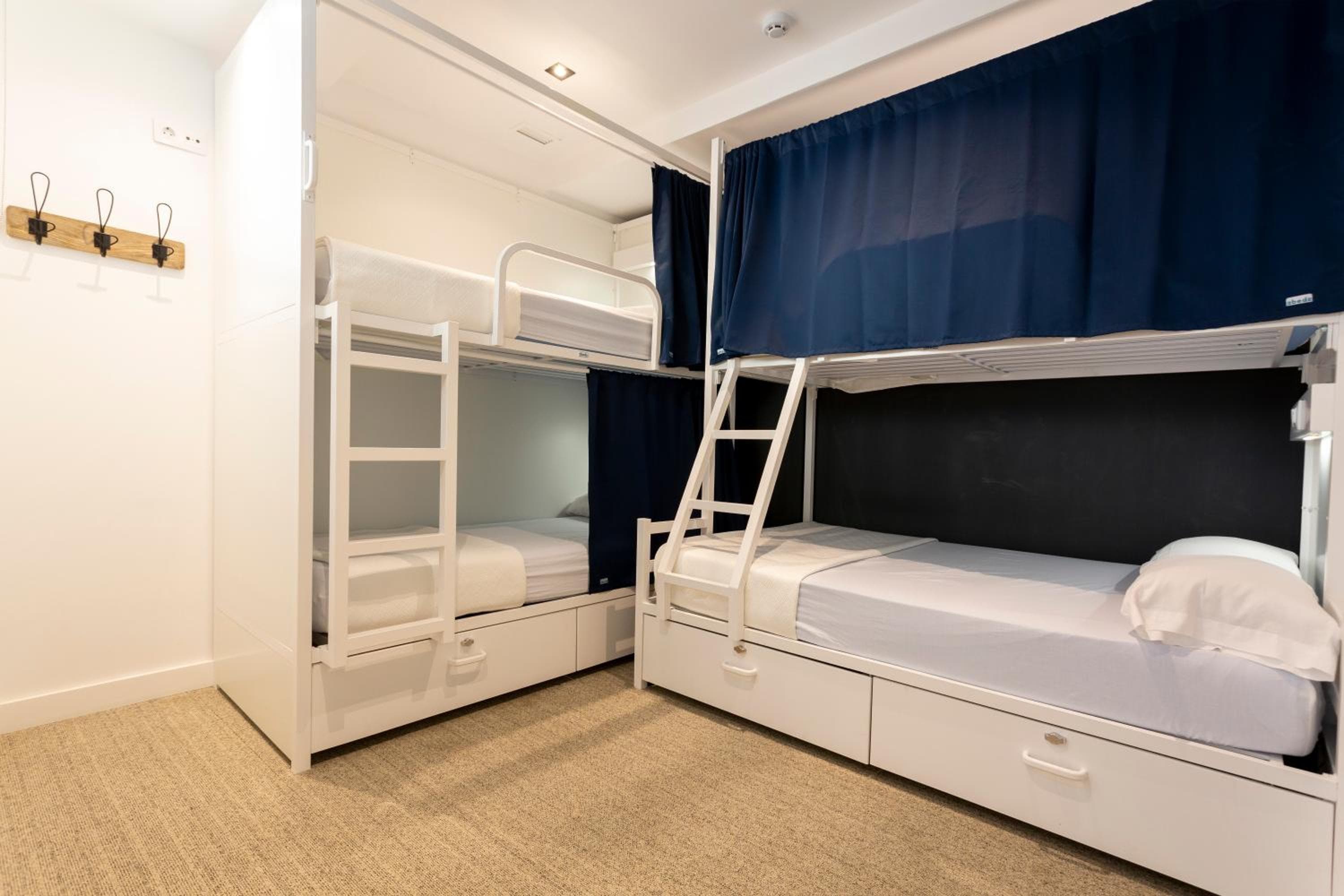 Malaga Stop Hostel AB — 11
