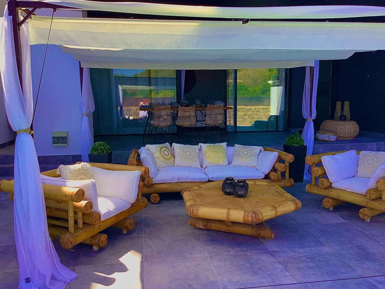 WHITE HOUSE IBIZA — 19