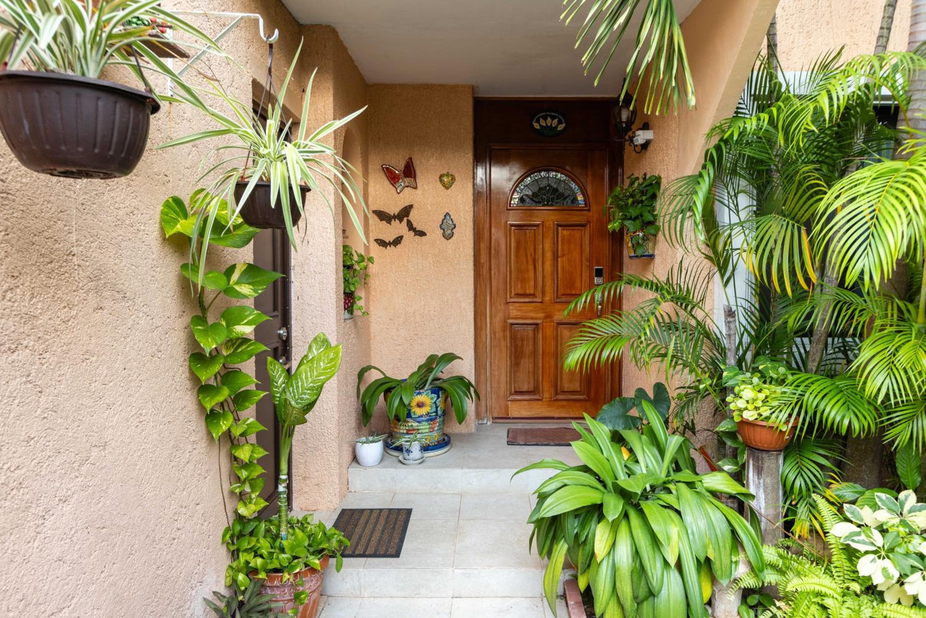Magnifica Villa Palmeras luxurious 4 Br 6 Bds 4 Ba private pool lagoon front super fast Wifi — 25