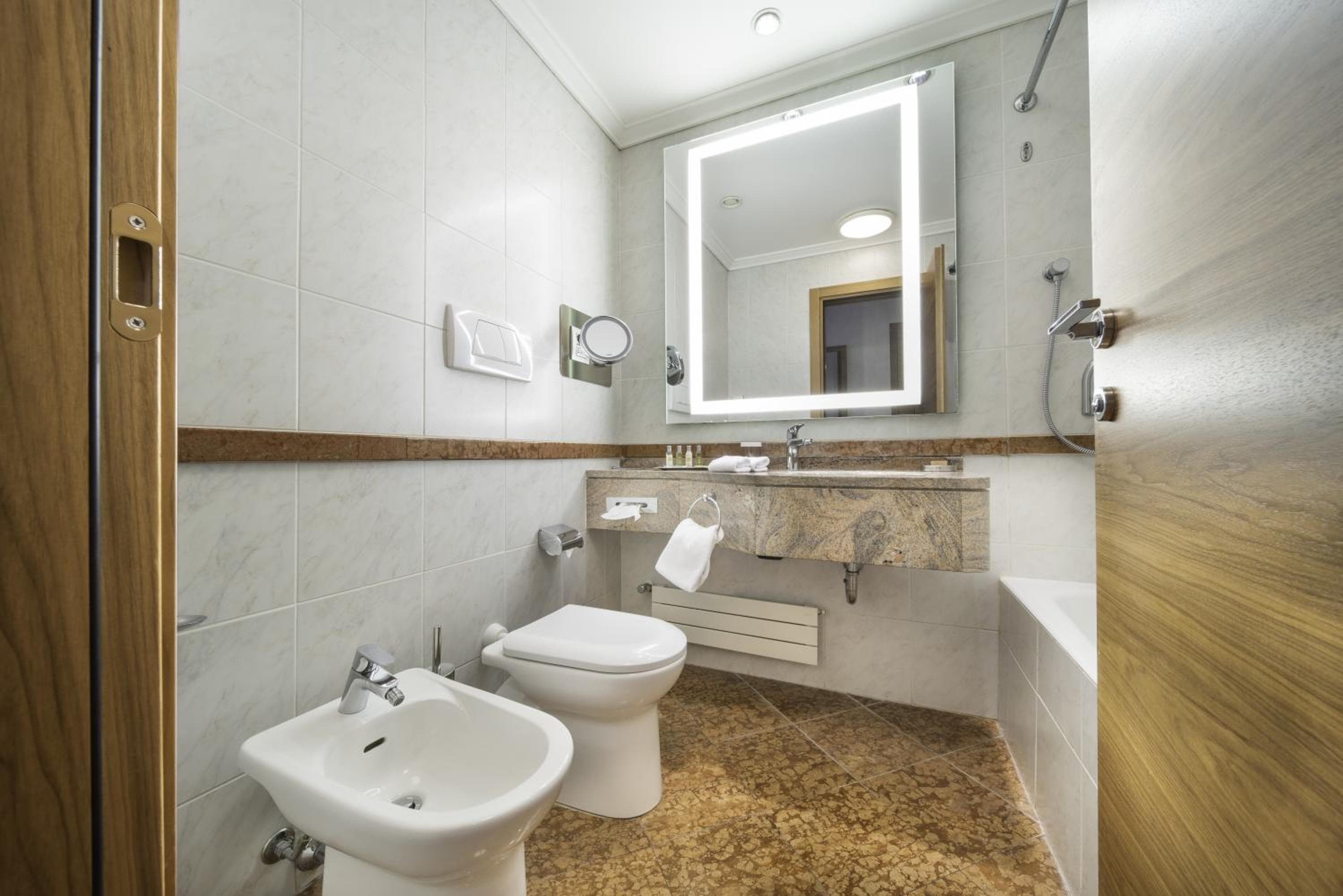 Hilton Milan — 12