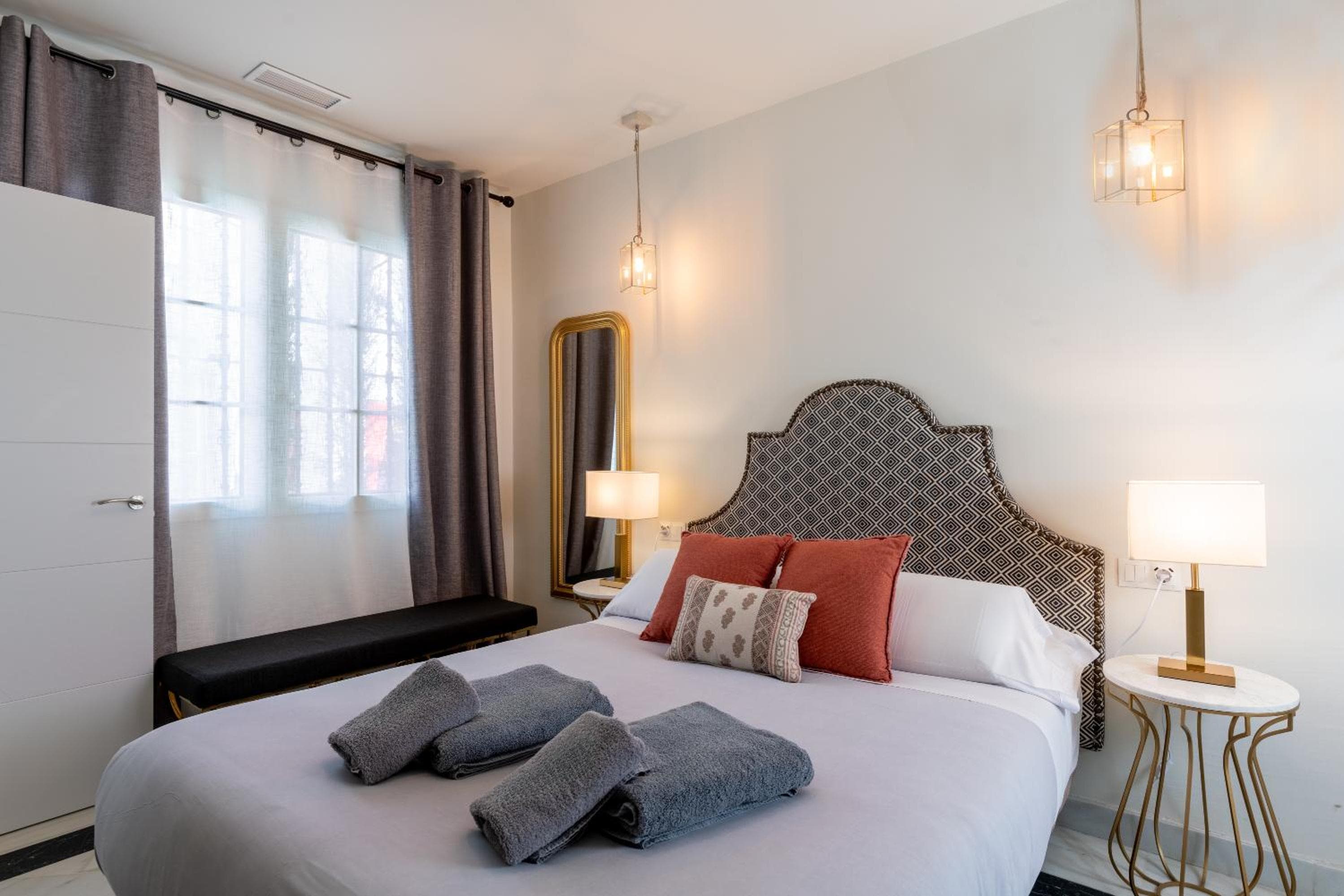 Arco de la Seda - Hotel Boutique — 26