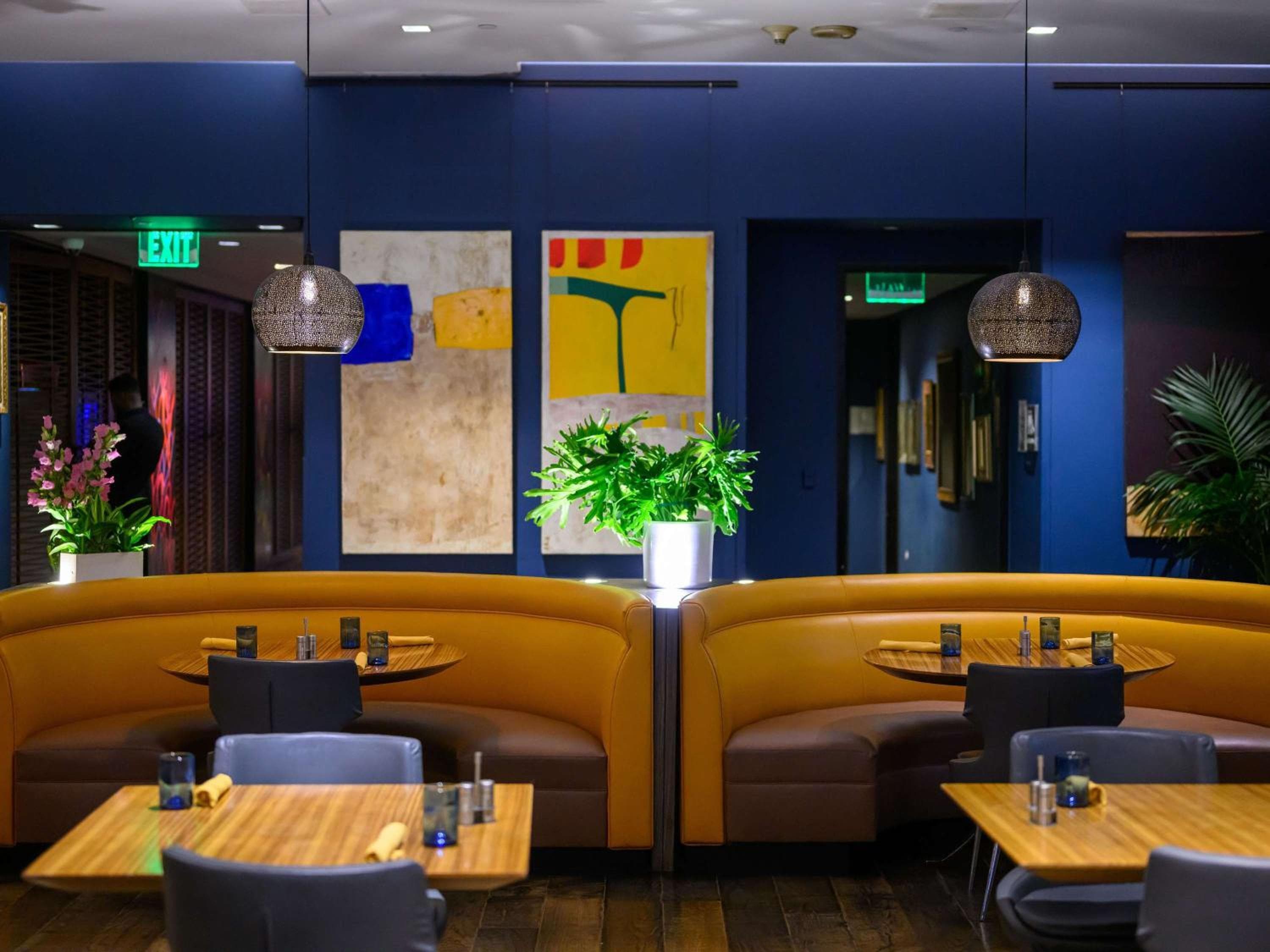 Hotel Sofitel Los Angeles at Beverly Hills — 25