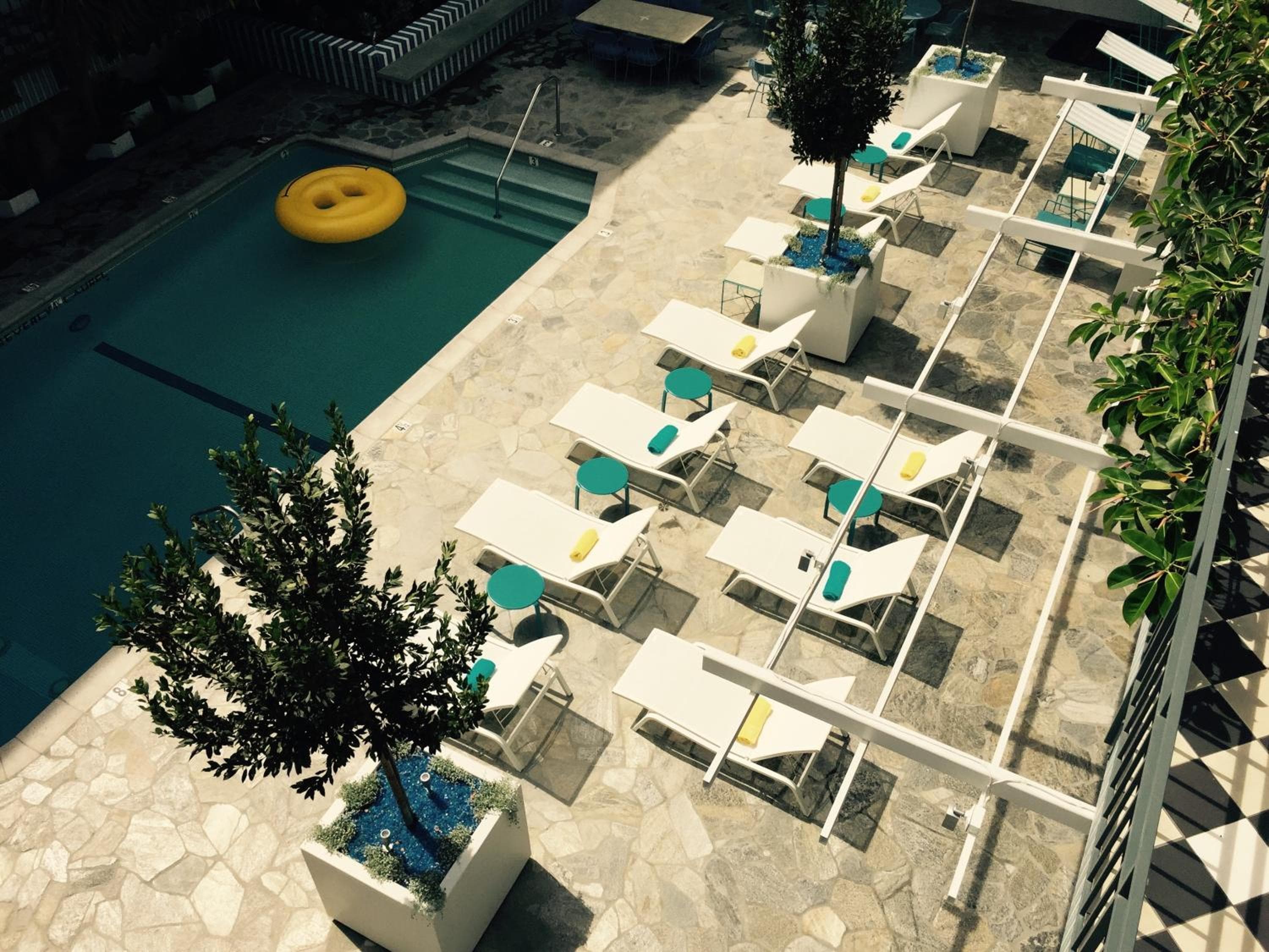 The Beverly Laurel Hotel at West Hollywood — 24
