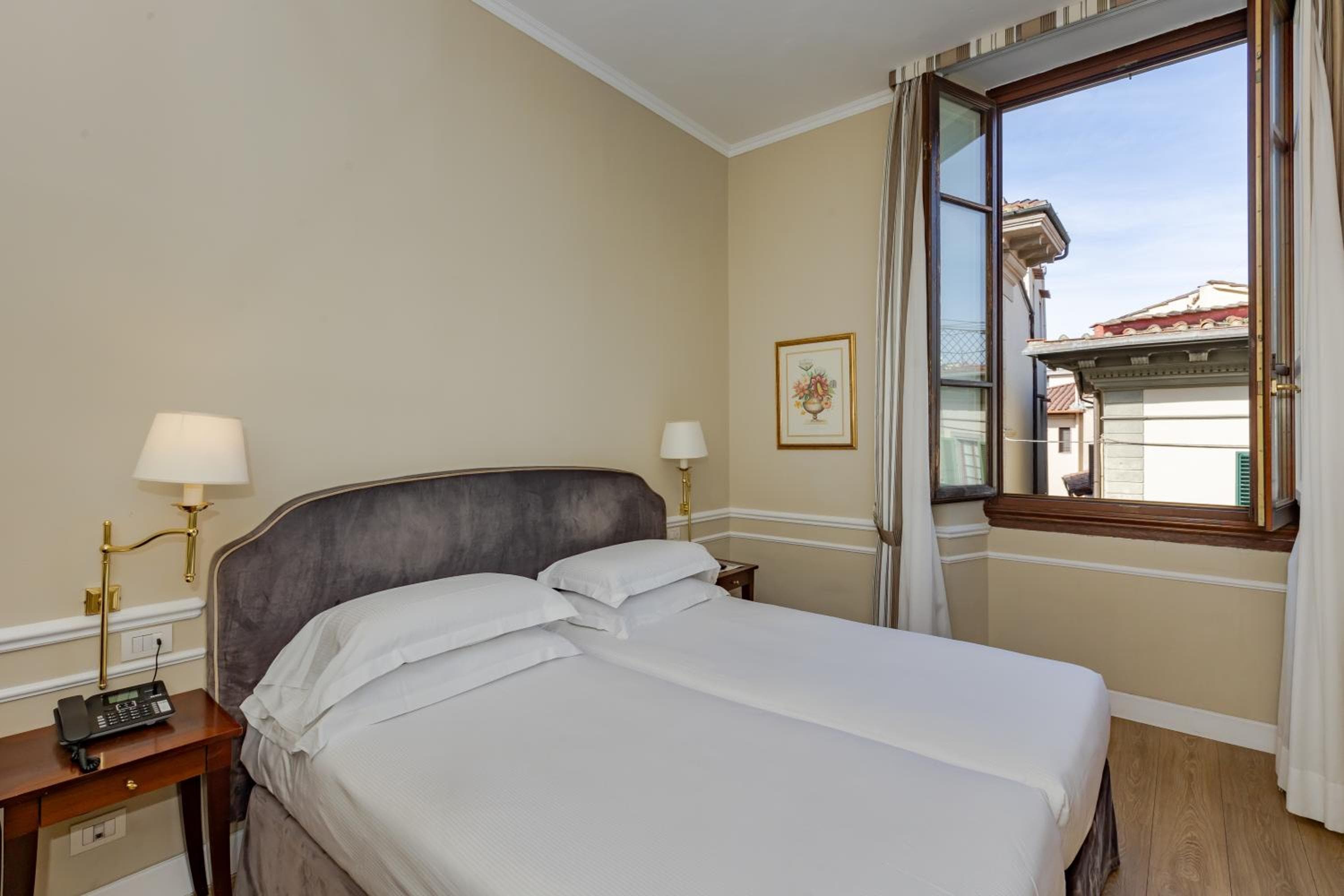 FH55 Hotel Calzaiuoli hotel, Via Calzaiuoli 6, Florence, Italy — photo 50