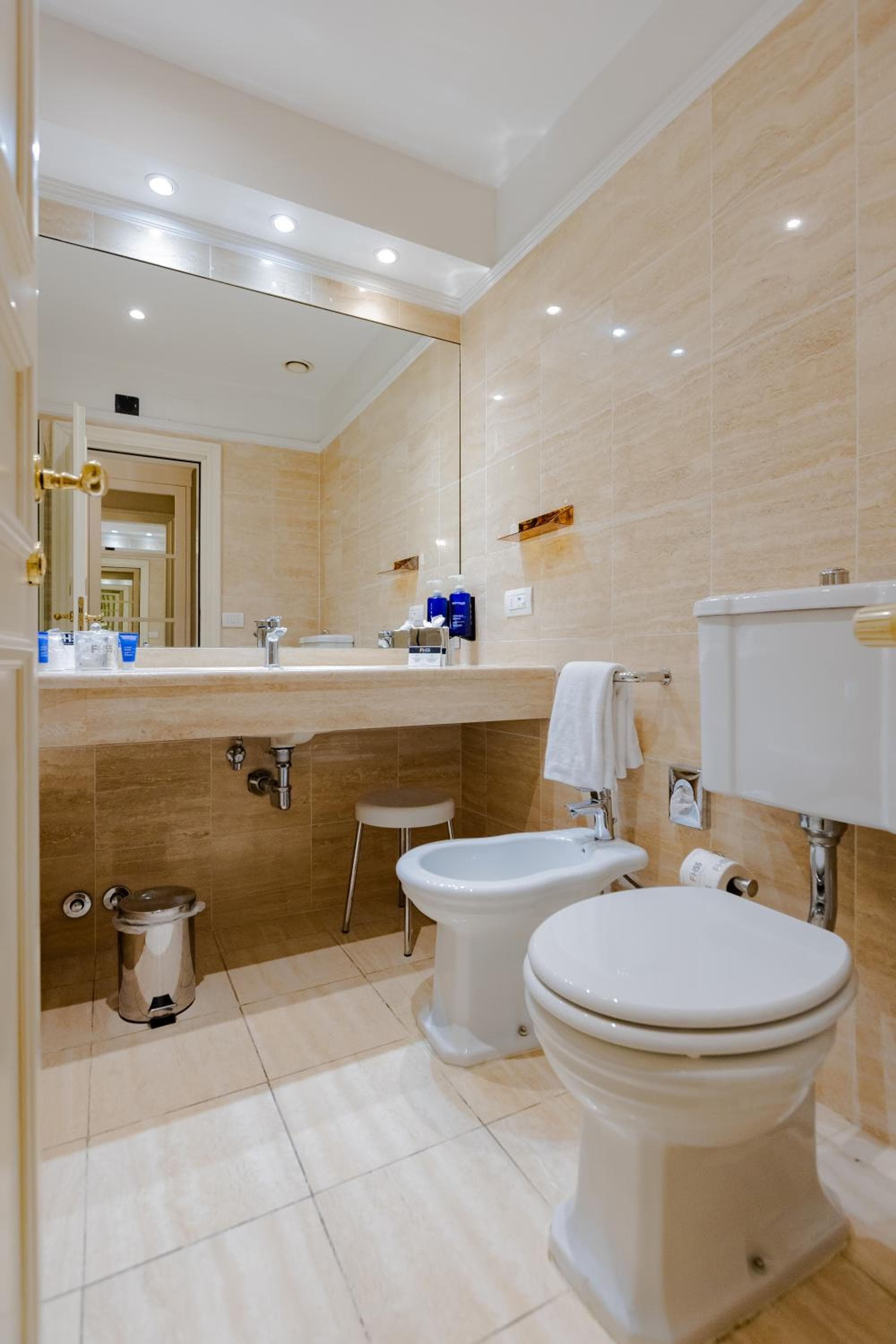 FH55 Hotel Calzaiuoli hotel, Via Calzaiuoli 6, Florence, Italy — photo 52