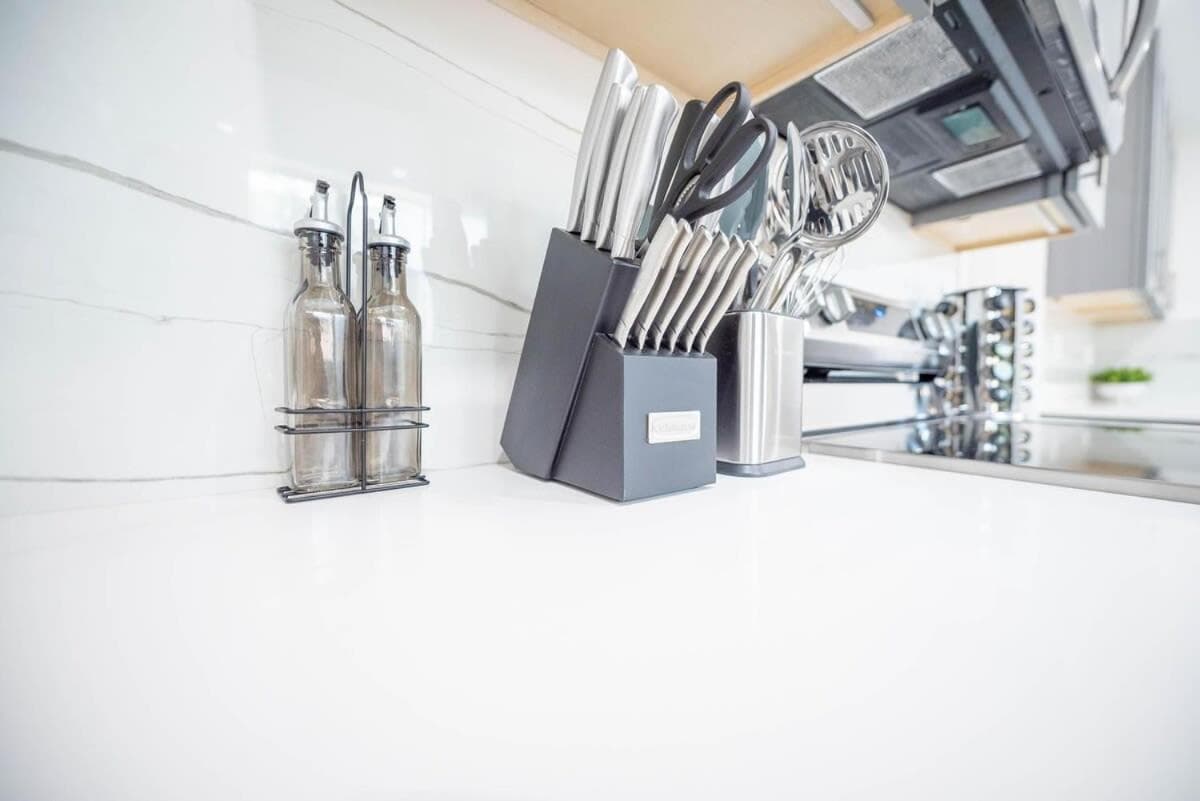 Uhost AI - Prime Location with Smart Amenities — 19