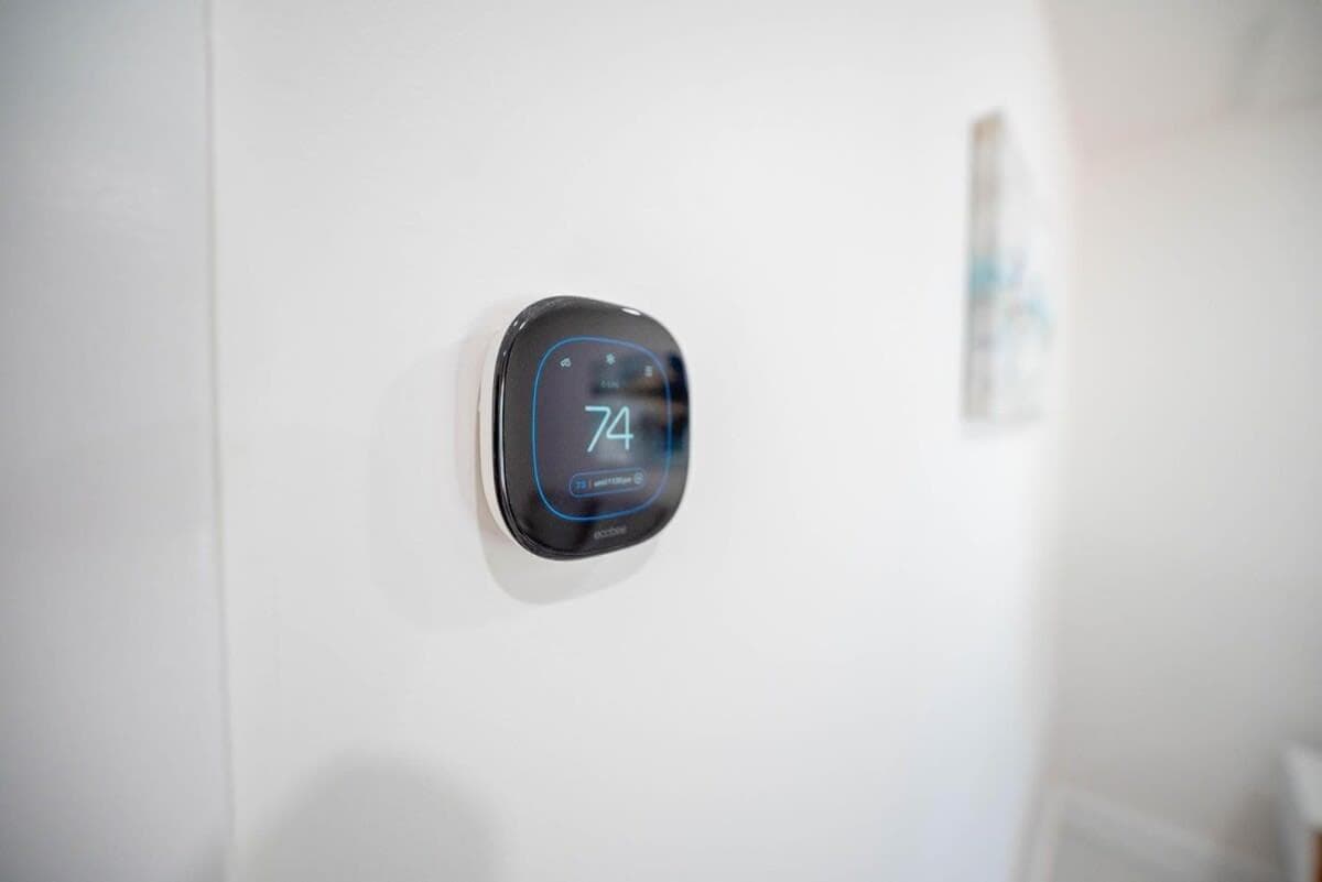 Uhost AI - Prime Location with Smart Amenities — 8