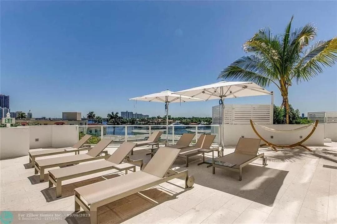 The Glamour of Upscale Downtown Ft. Lauderdale — 18