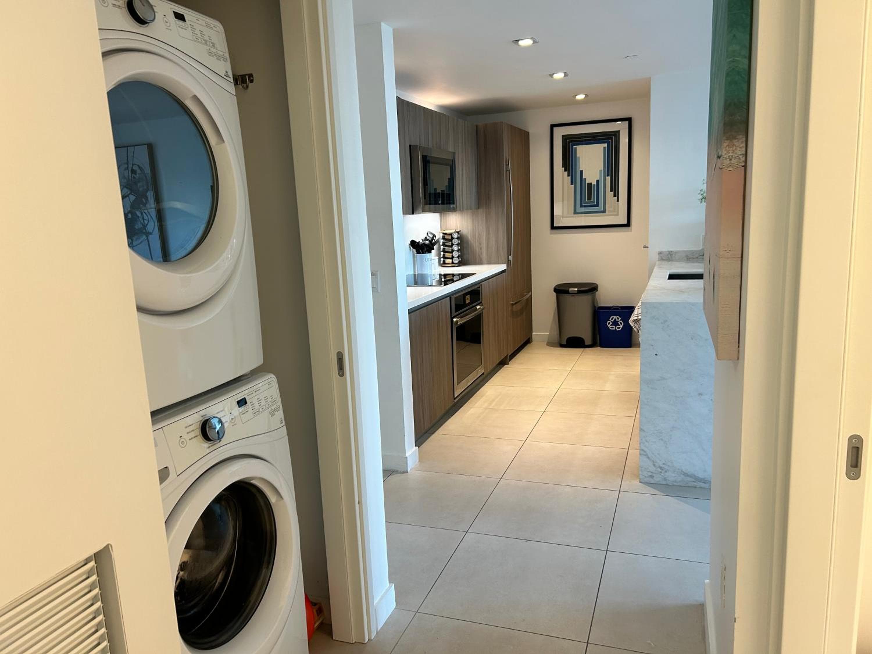 The Glamour of Upscale Downtown Ft. Lauderdale — 8