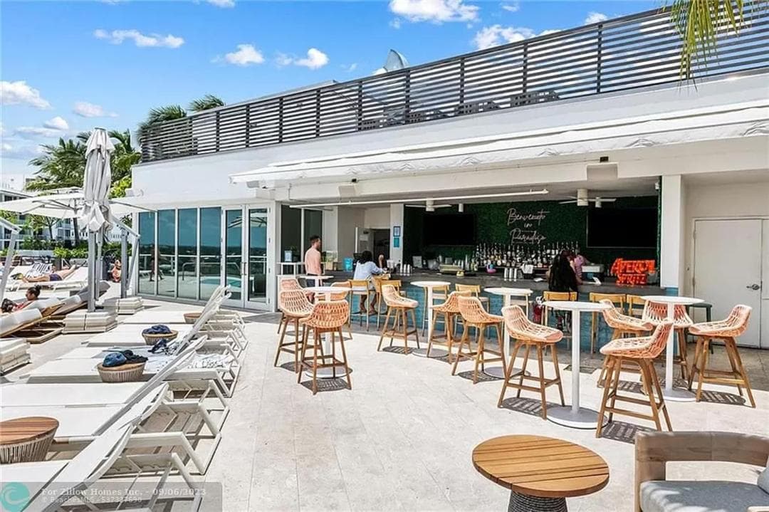 The Glamour of Upscale Downtown Ft. Lauderdale — 20