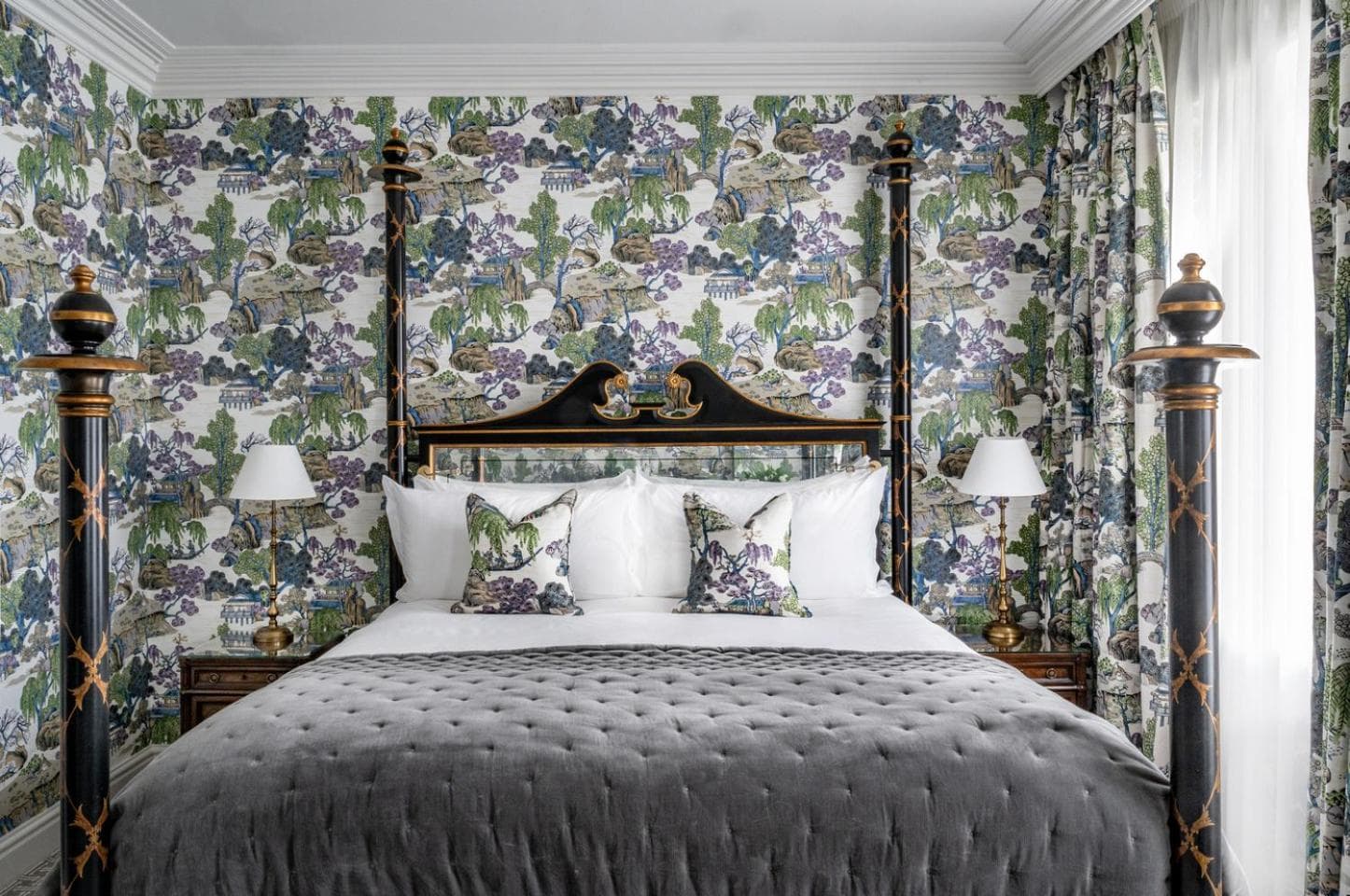 Das Kensington Hotel — 11