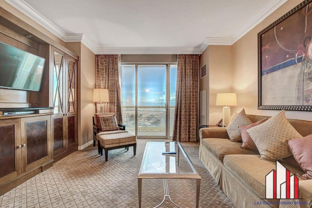 MGM Signature-10-714 1Br Balcony Suite Accessible — 3