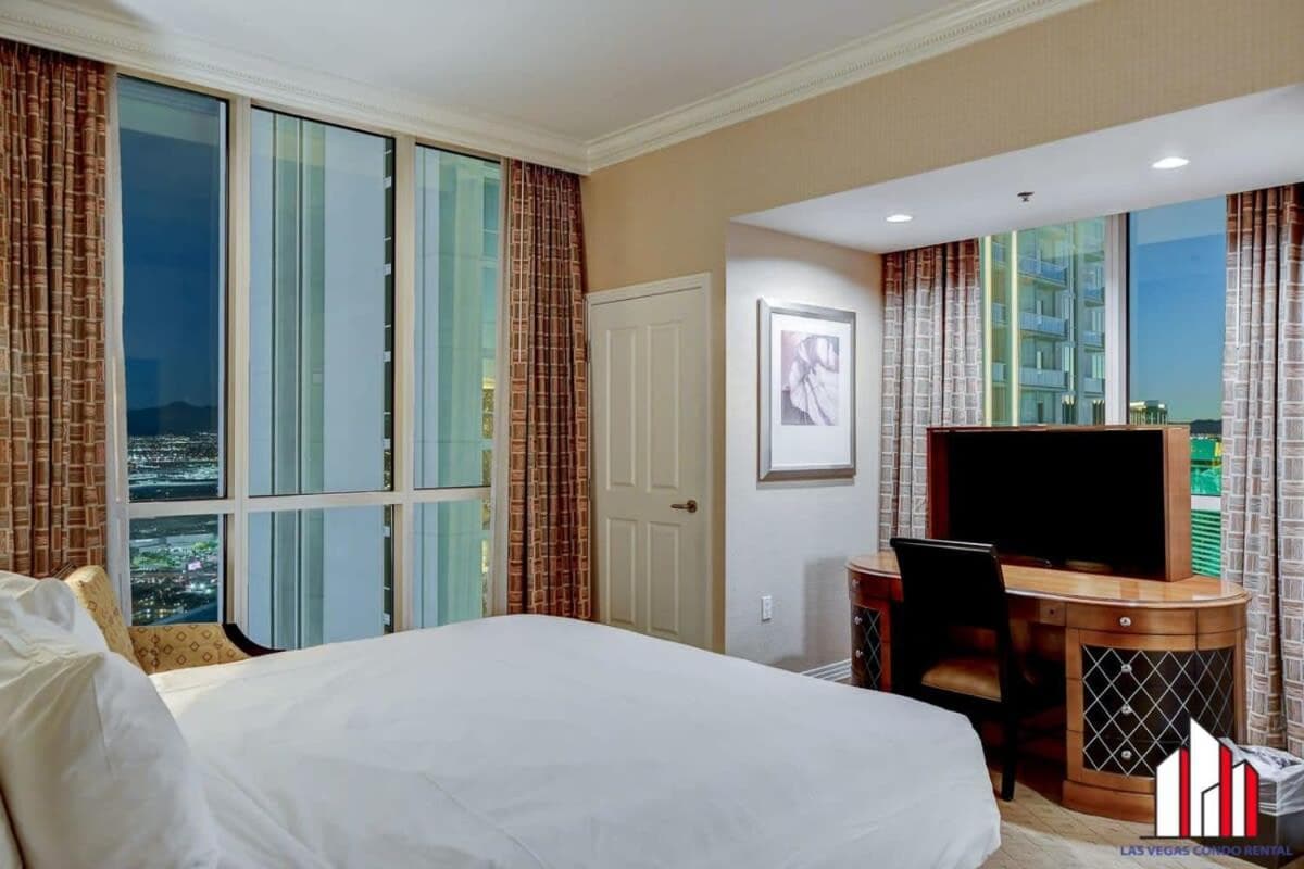 MGM Signature-31-702 1Bedroom 2Bath Balcony Suite — 23