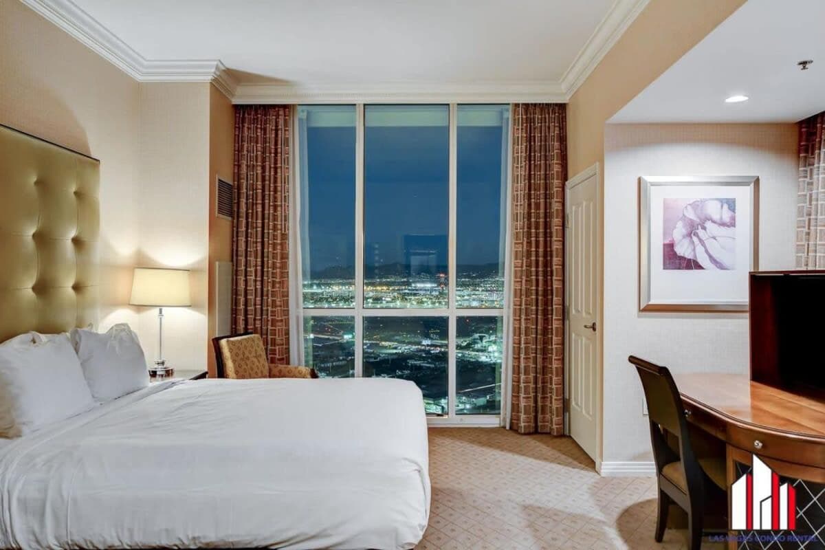 MGM Signature-31-702 1Bedroom 2Bath Balcony Suite — 12