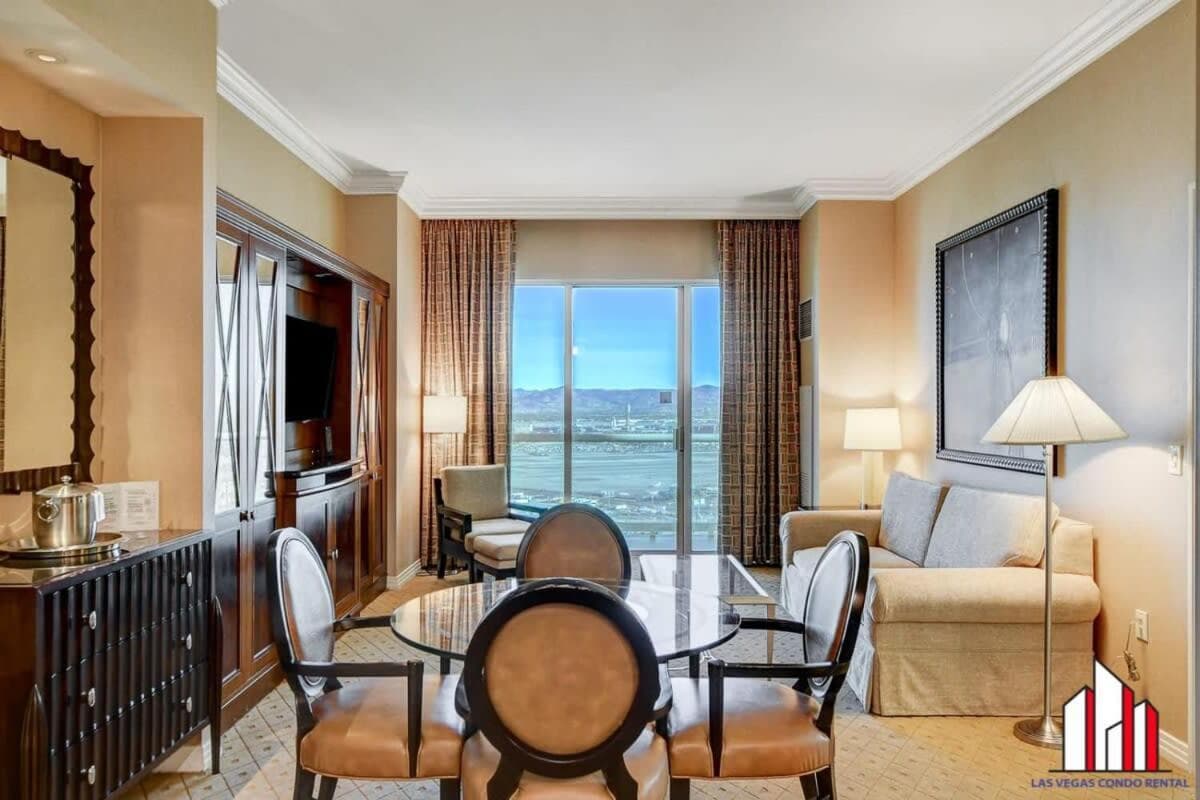 MGM Signature-31-702 1Bedroom 2Bath Balcony Suite — 11