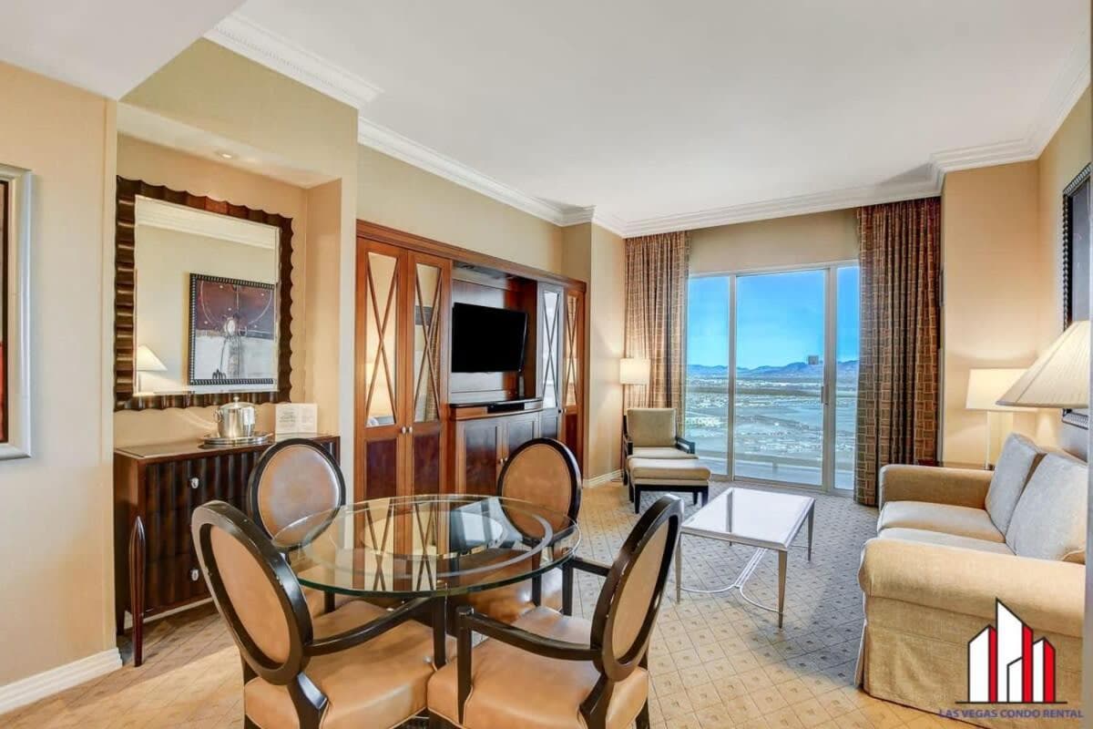 MGM Signature-31-702 1Bedroom 2Bath Balcony Suite — 6