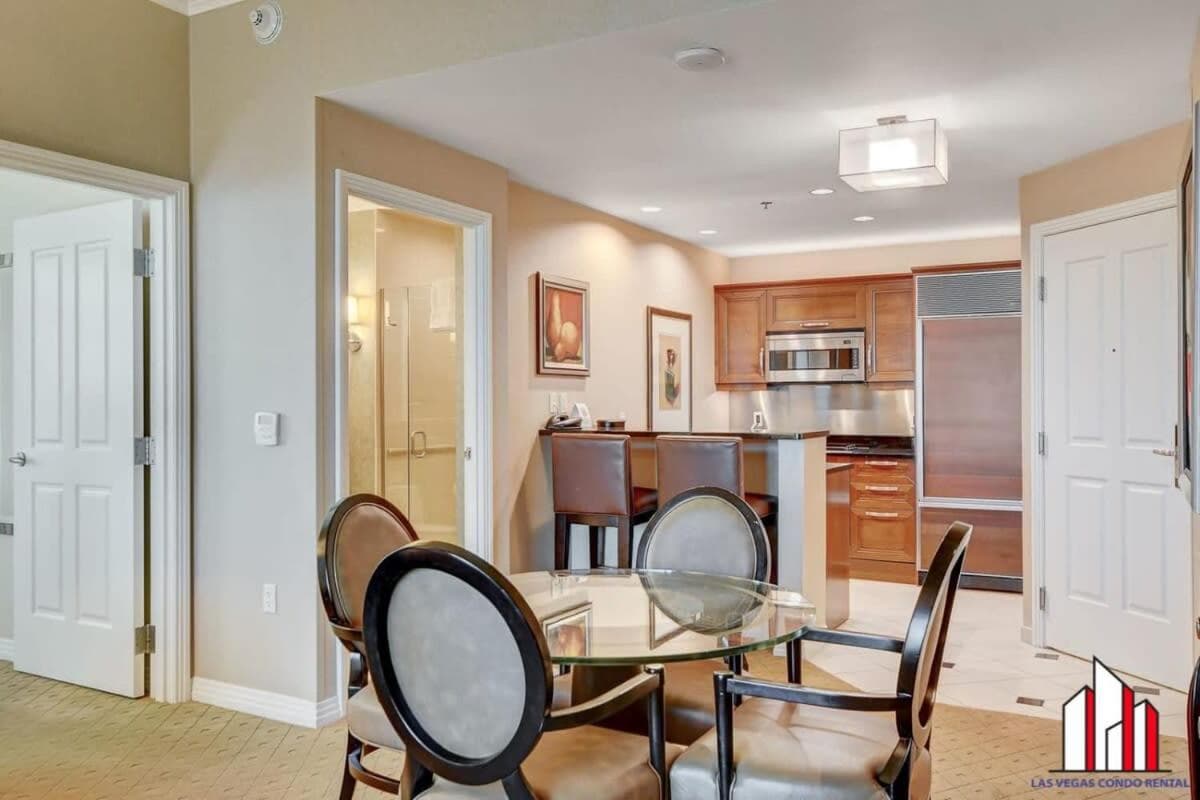 MGM Signature-31-702 1Bedroom 2Bath Balcony Suite — 7