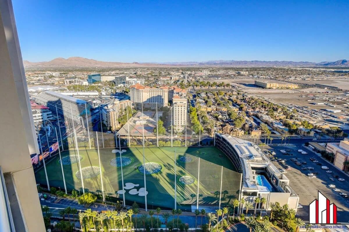 MGM Signature-31-702 1Bedroom 2Bath Balcony Suite — 1
