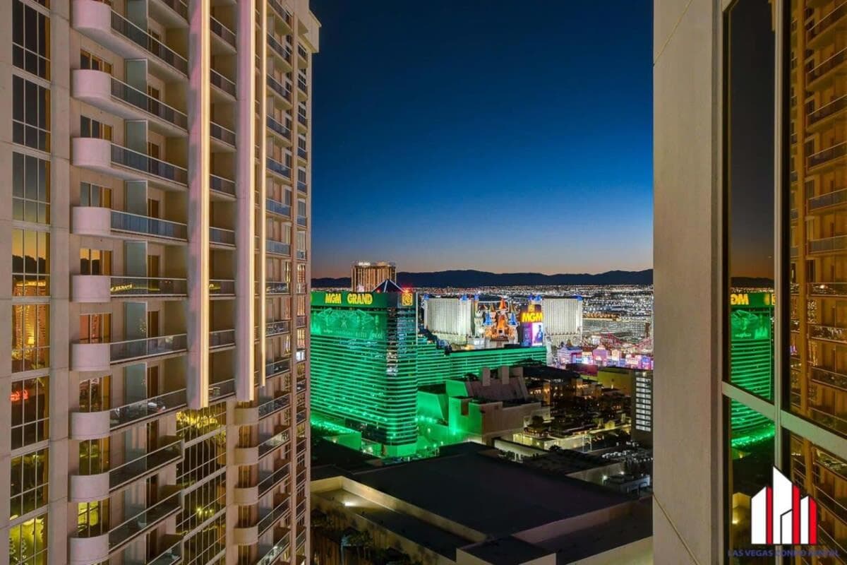 MGM Signature-31-702 1Bedroom 2Bath Balcony Suite — 8