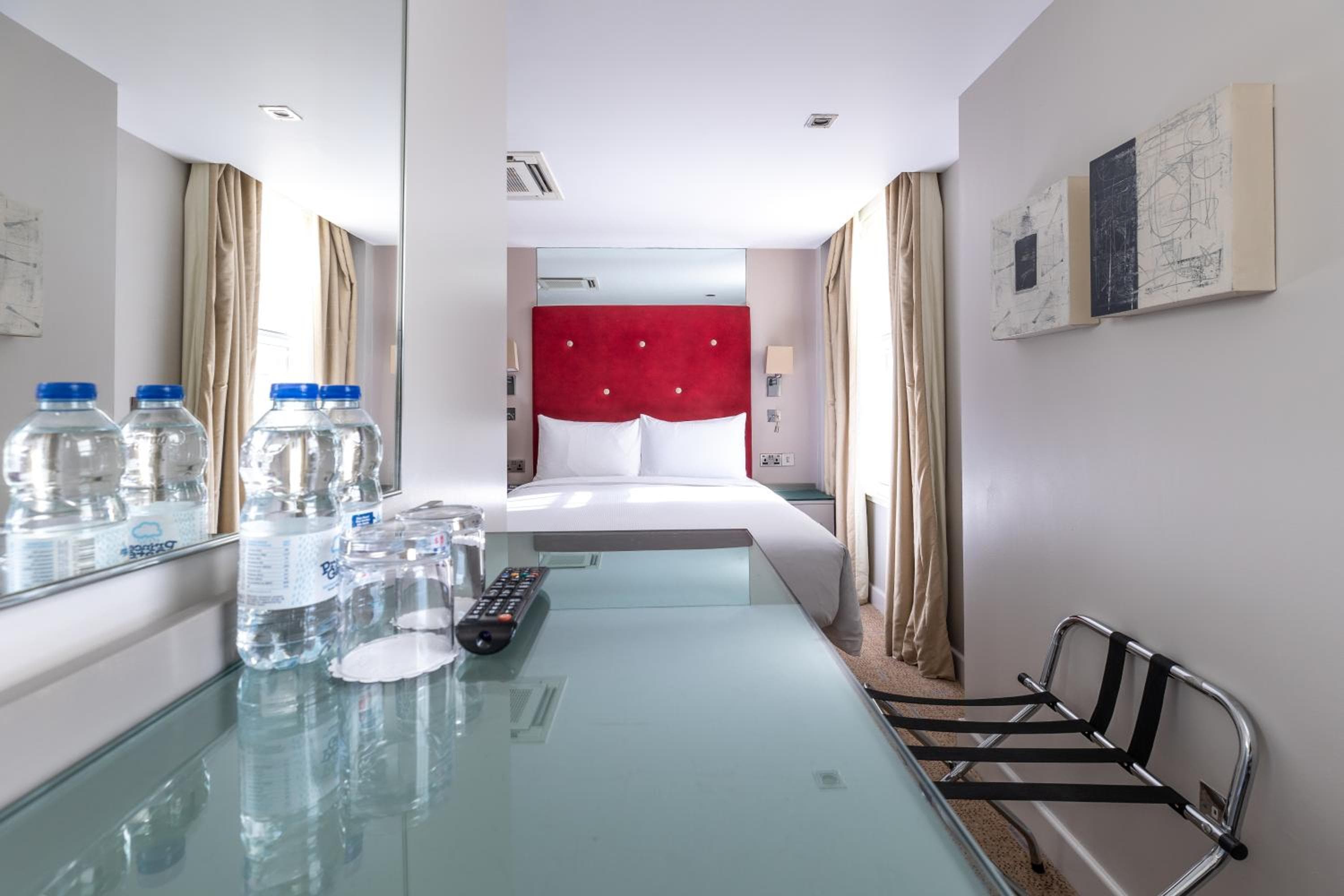 DoubleTree by Hilton London – West End — 8