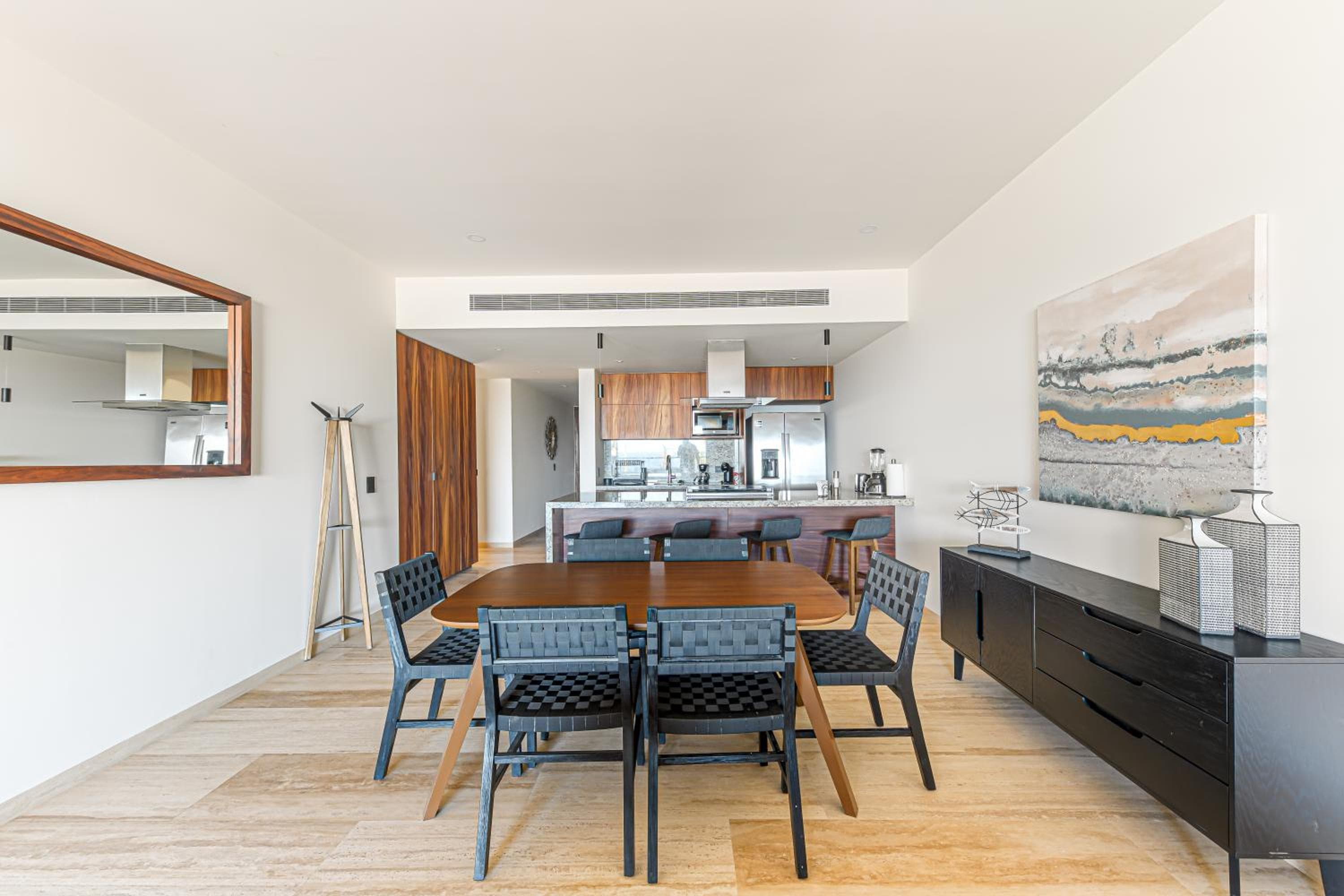 Marella Cabo — 24