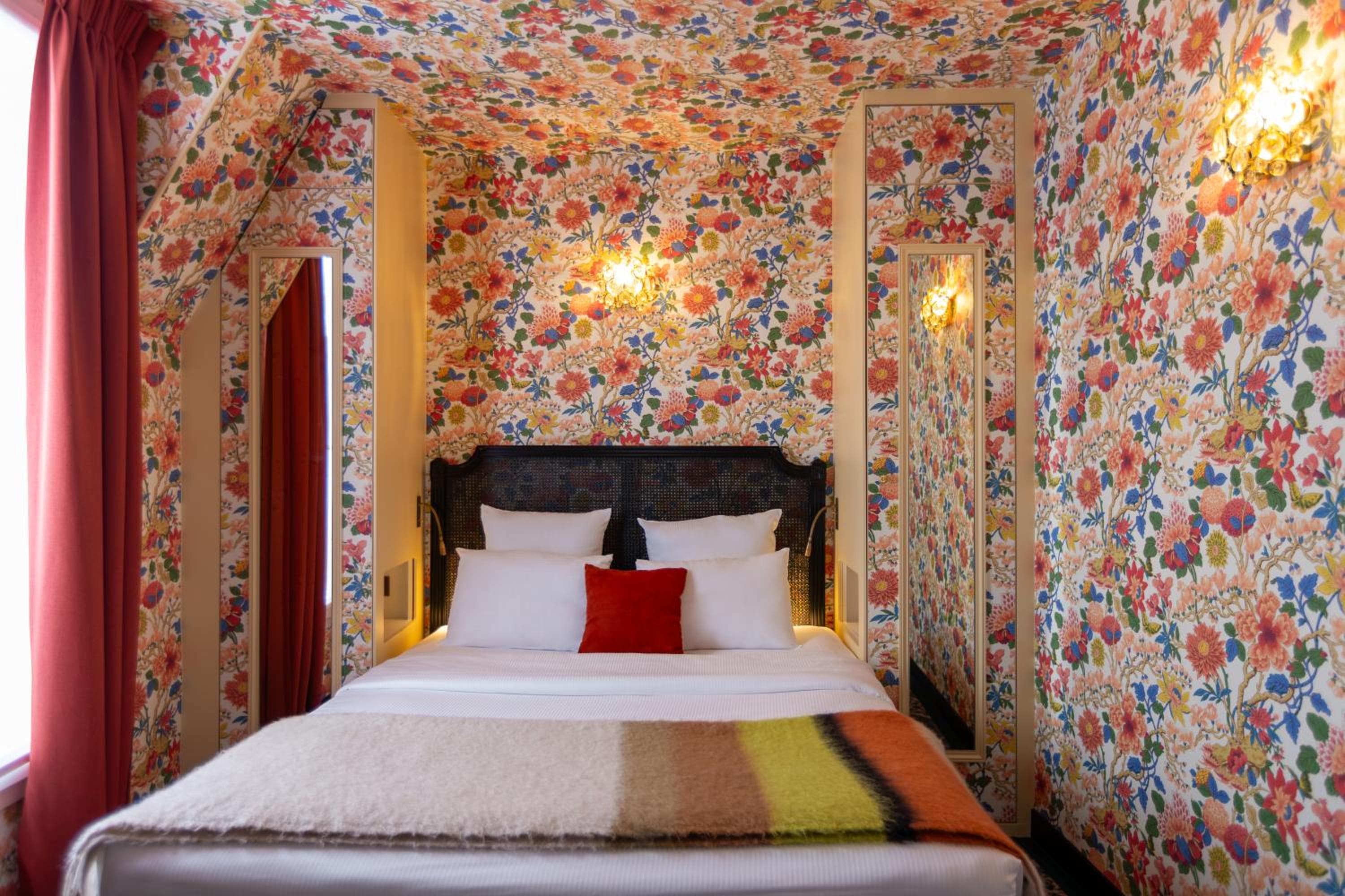 Hotel Gabriel París — 27