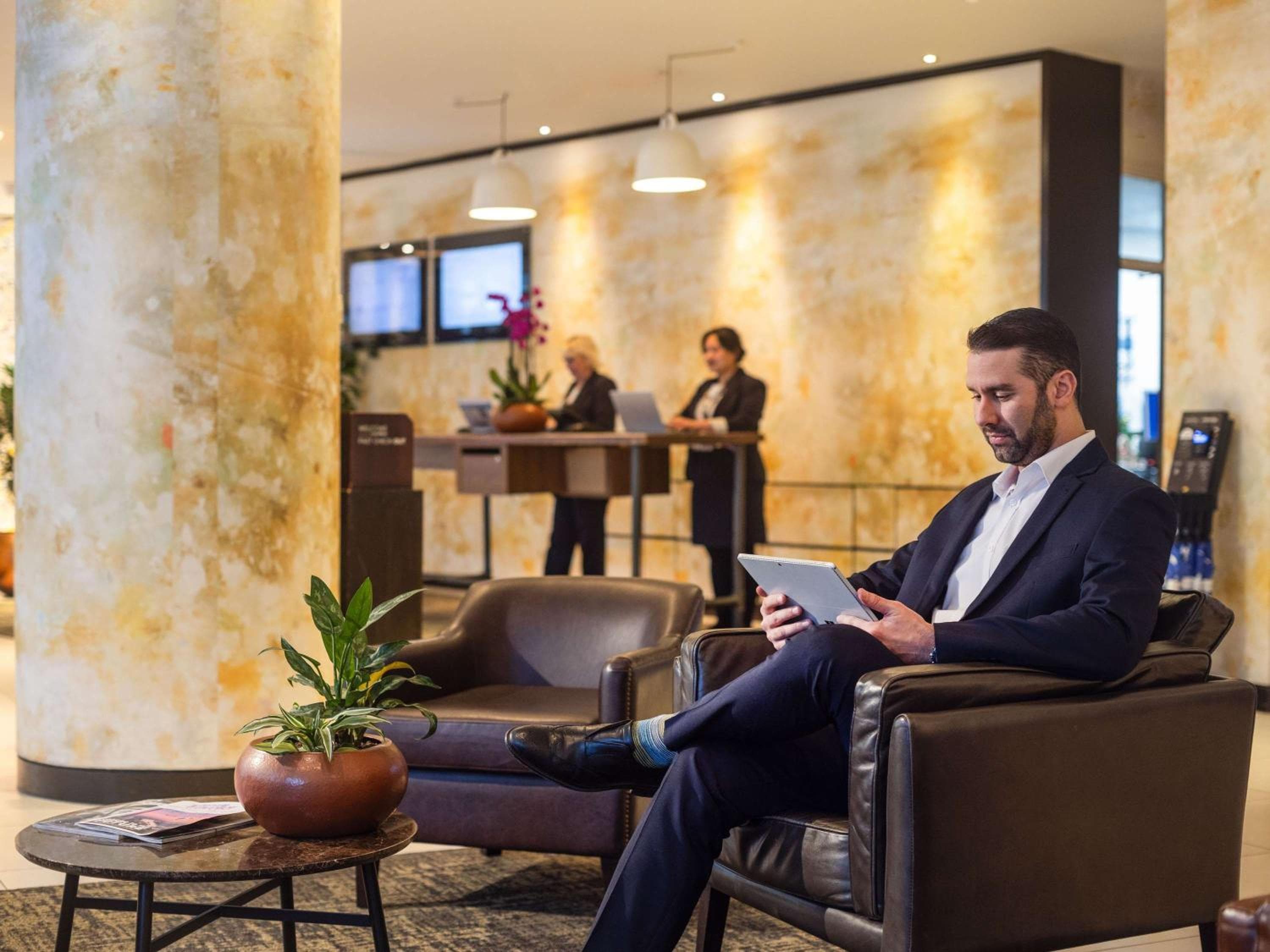 Novotel London Tower Bridge — 14
