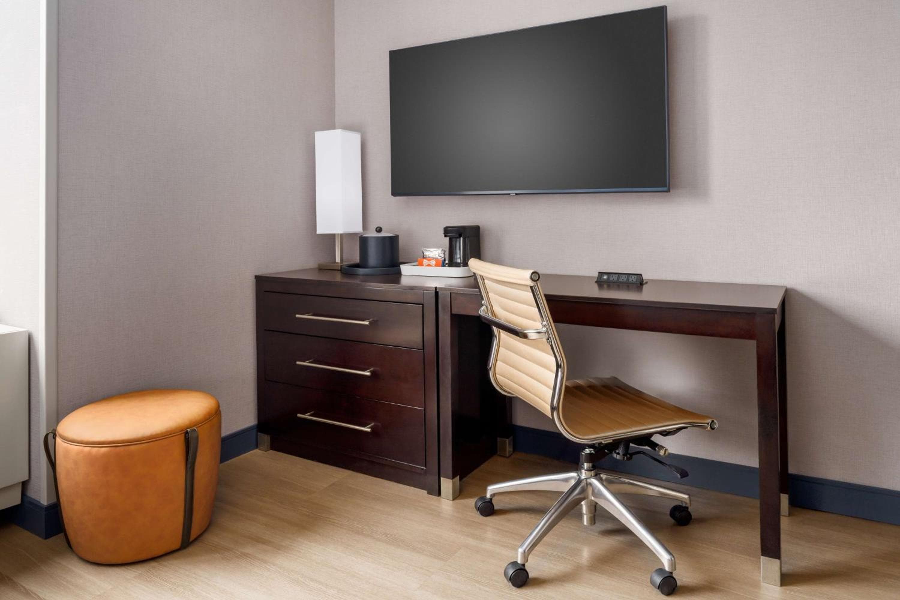 Hampton Inn Times Square Central — 23