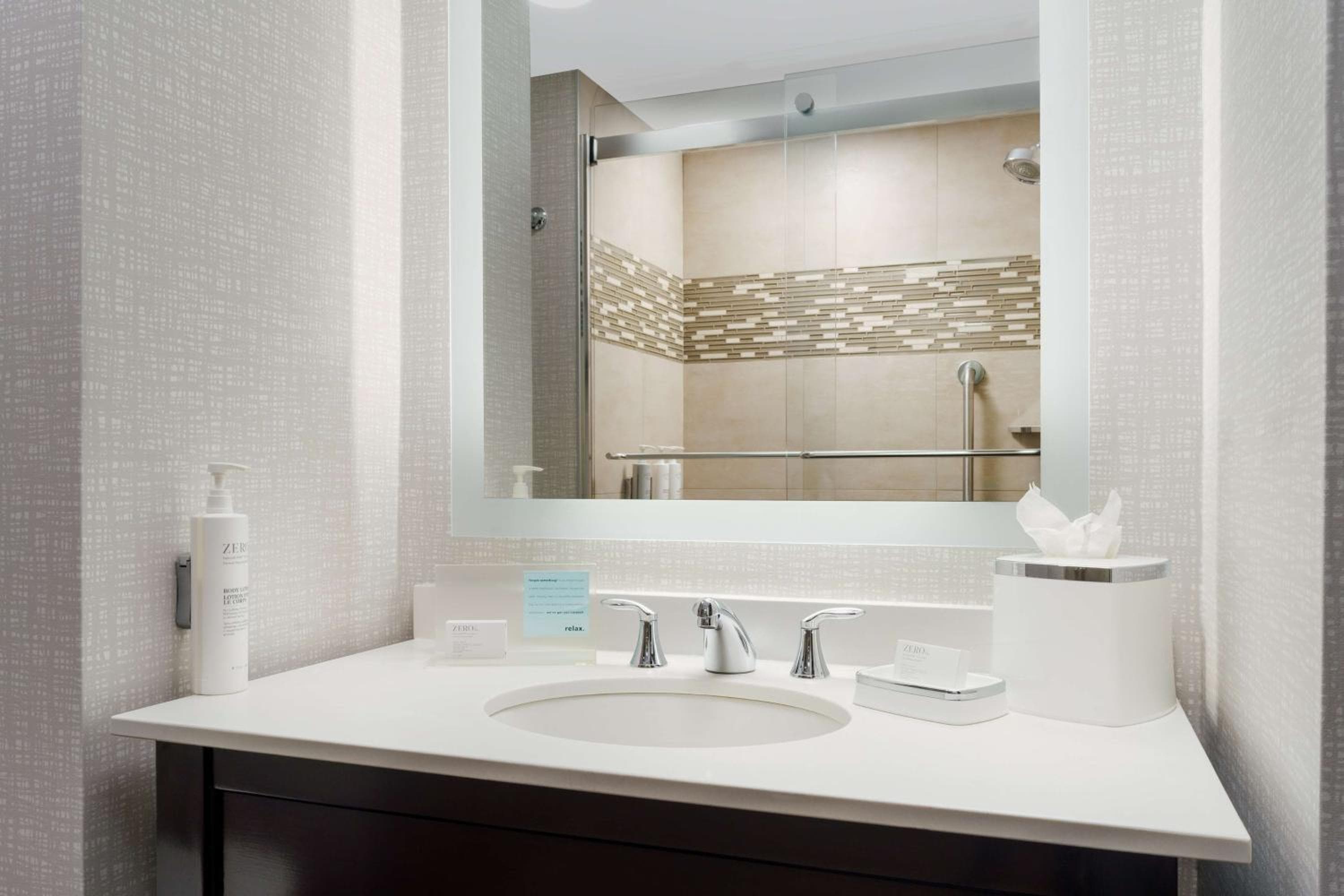 Hampton Inn Times Square Central — 25