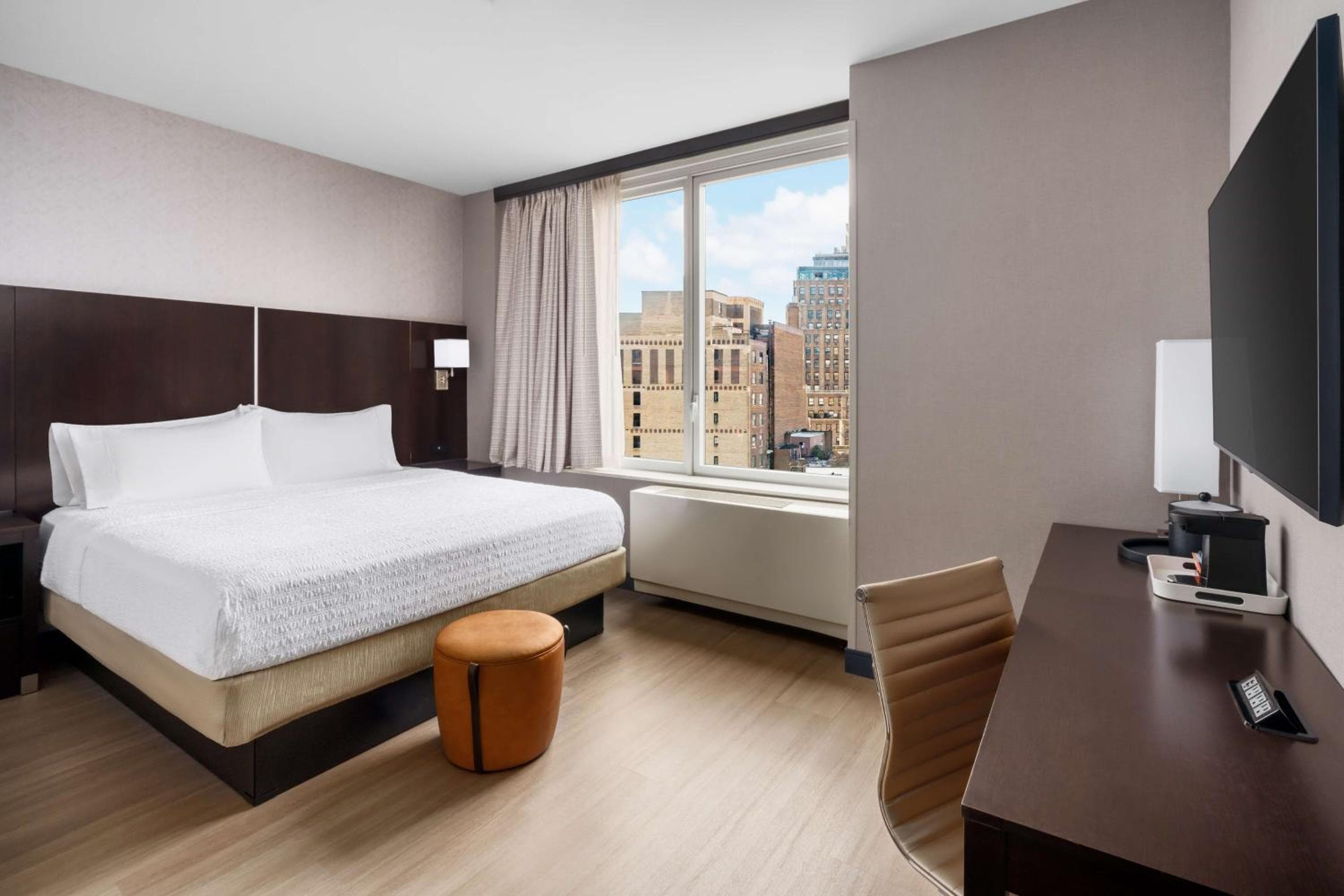 Hampton Inn Times Square Central — 29