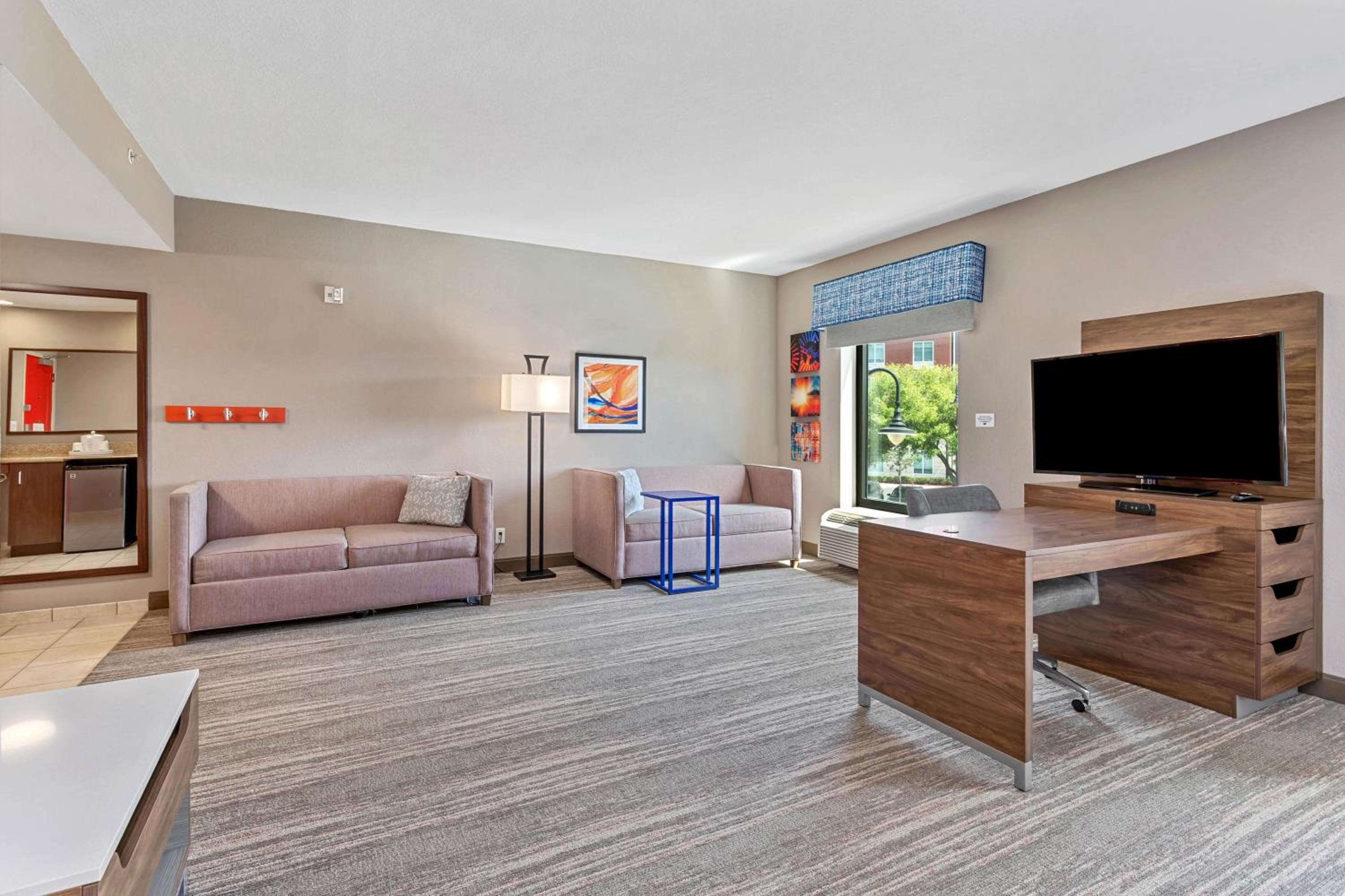 Hampton Inn & Suites Orlando - Apopka — 28