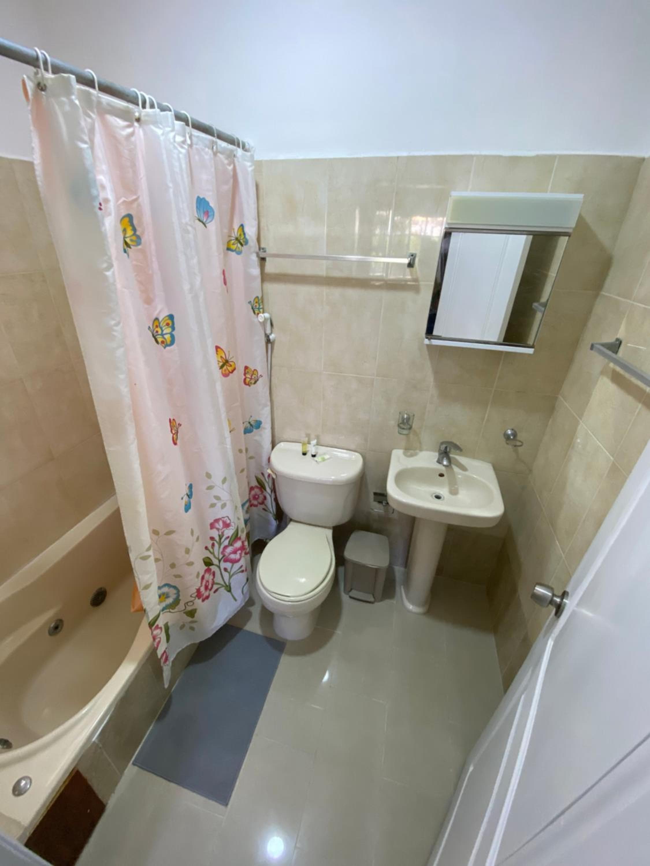 paradise close to the beach pool free parking,wifi- punta cana — 14
