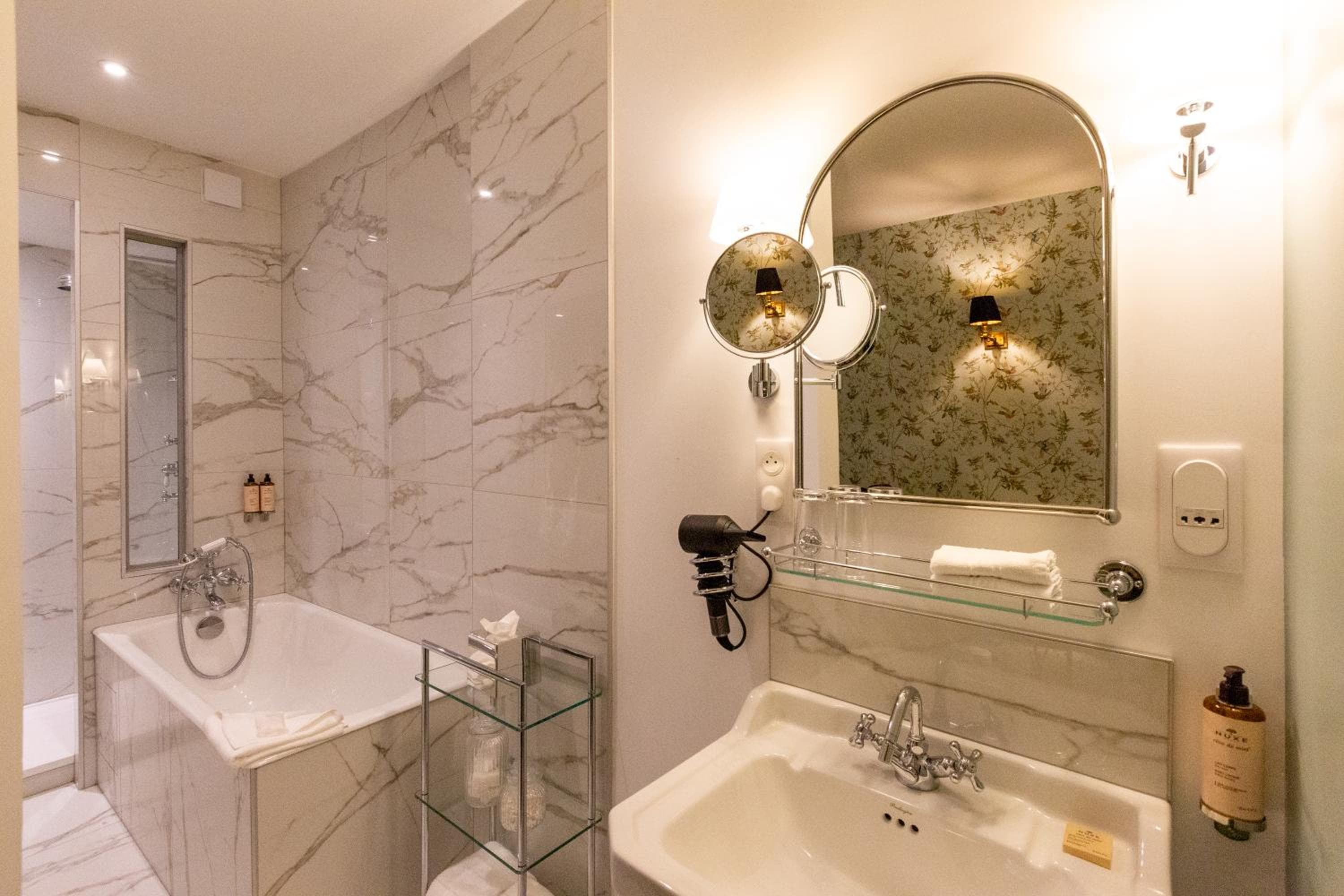 Hotel Gabriel París — 4
