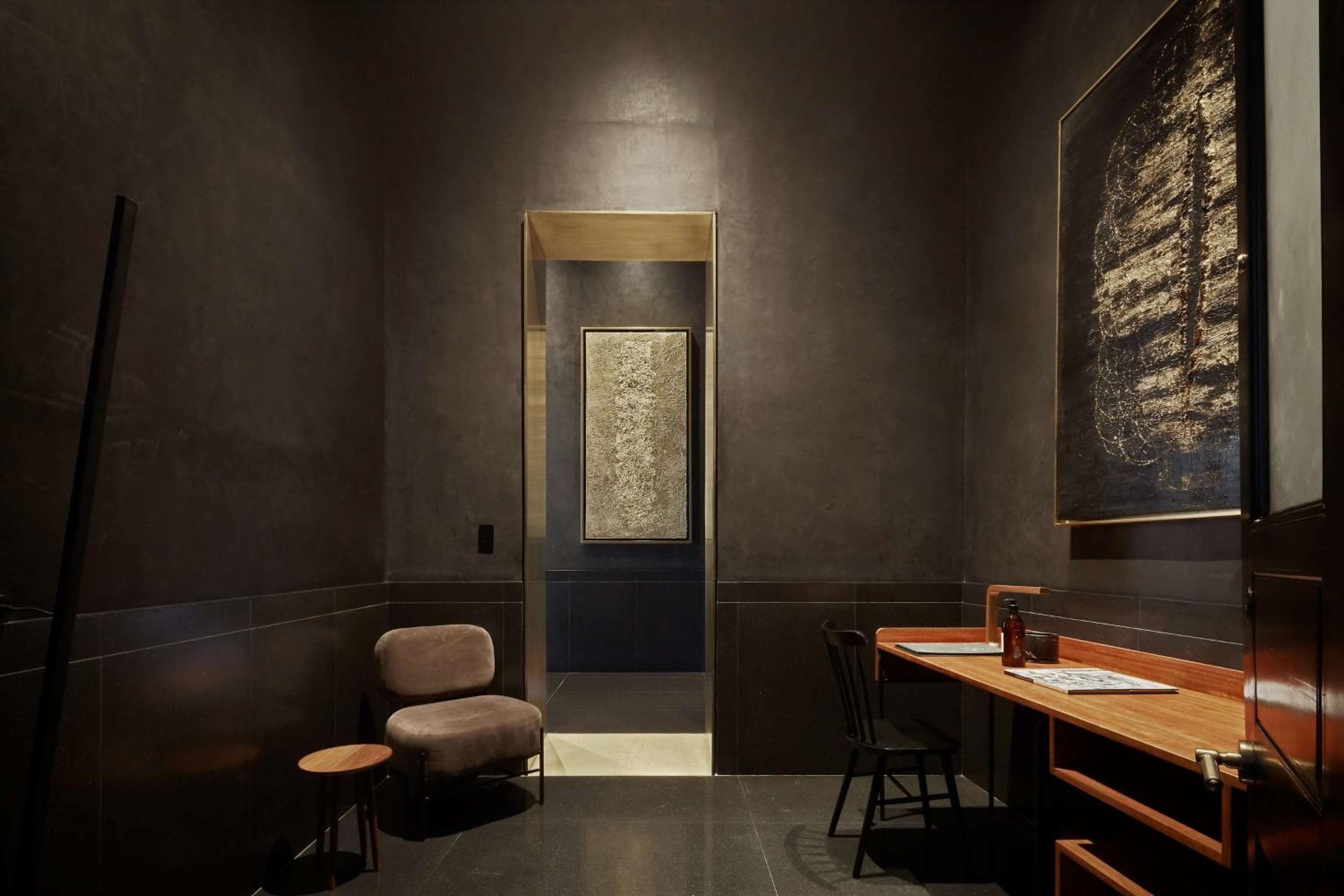 Umbral, Curio Collection By Hilton — 4