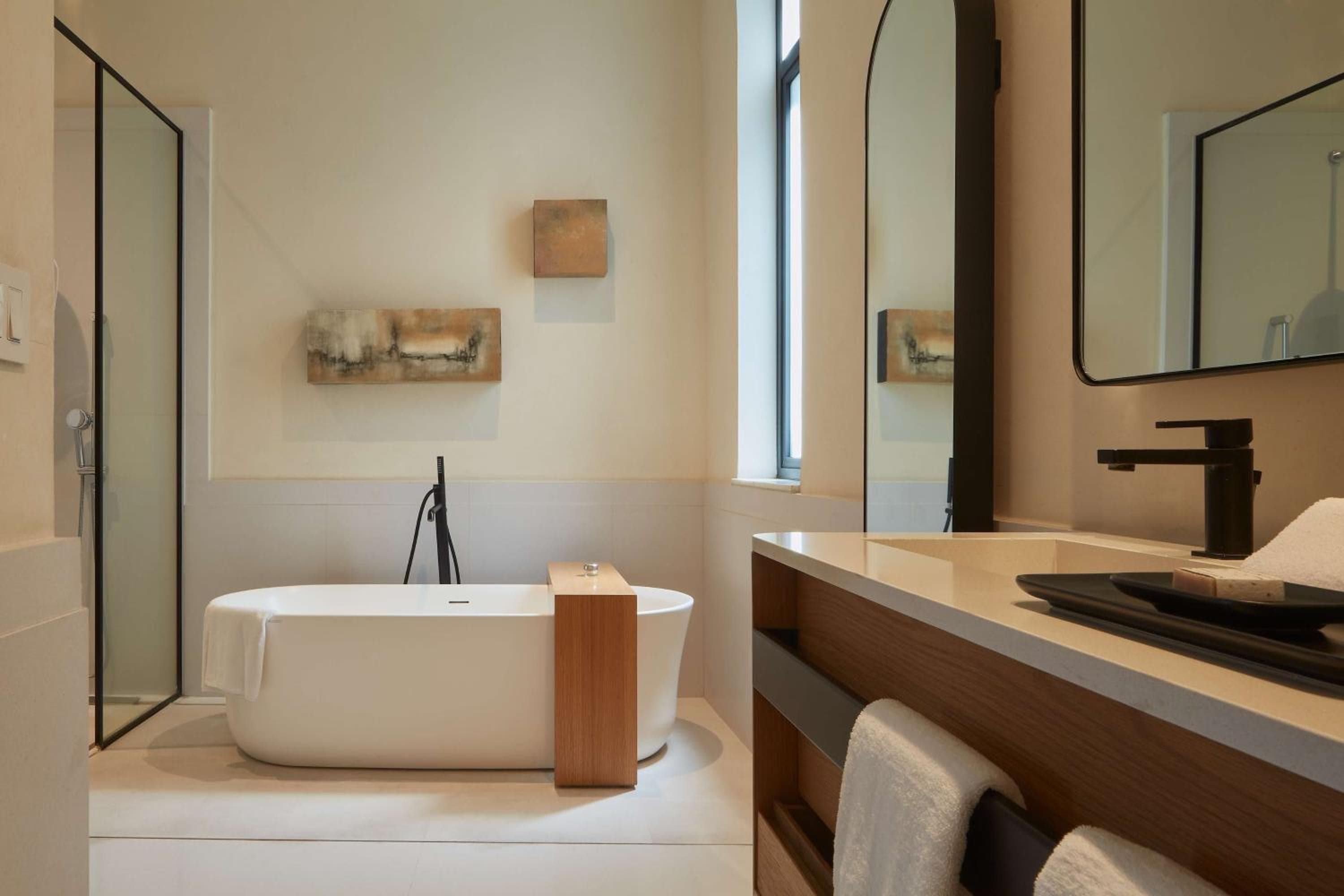 Umbral, Curio Collection By Hilton — 12