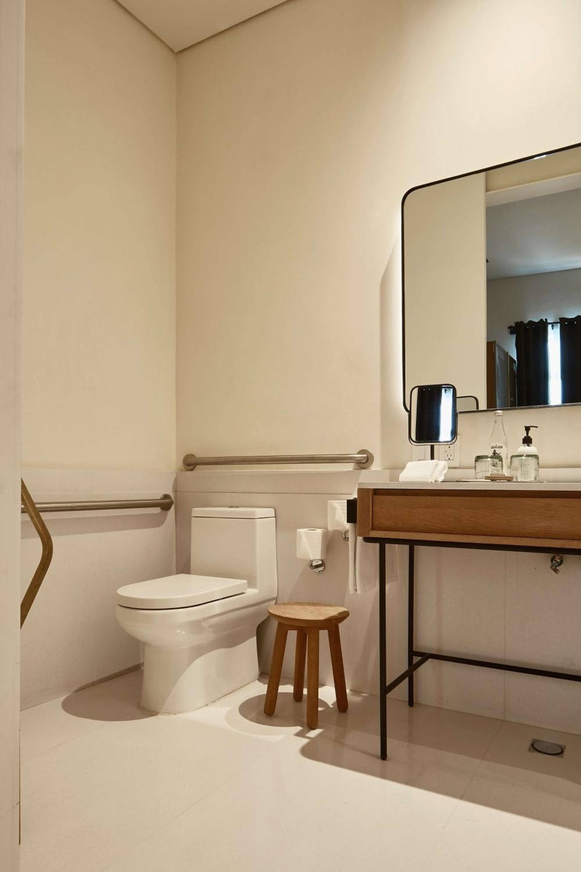 Umbral, Curio Collection By Hilton — 10