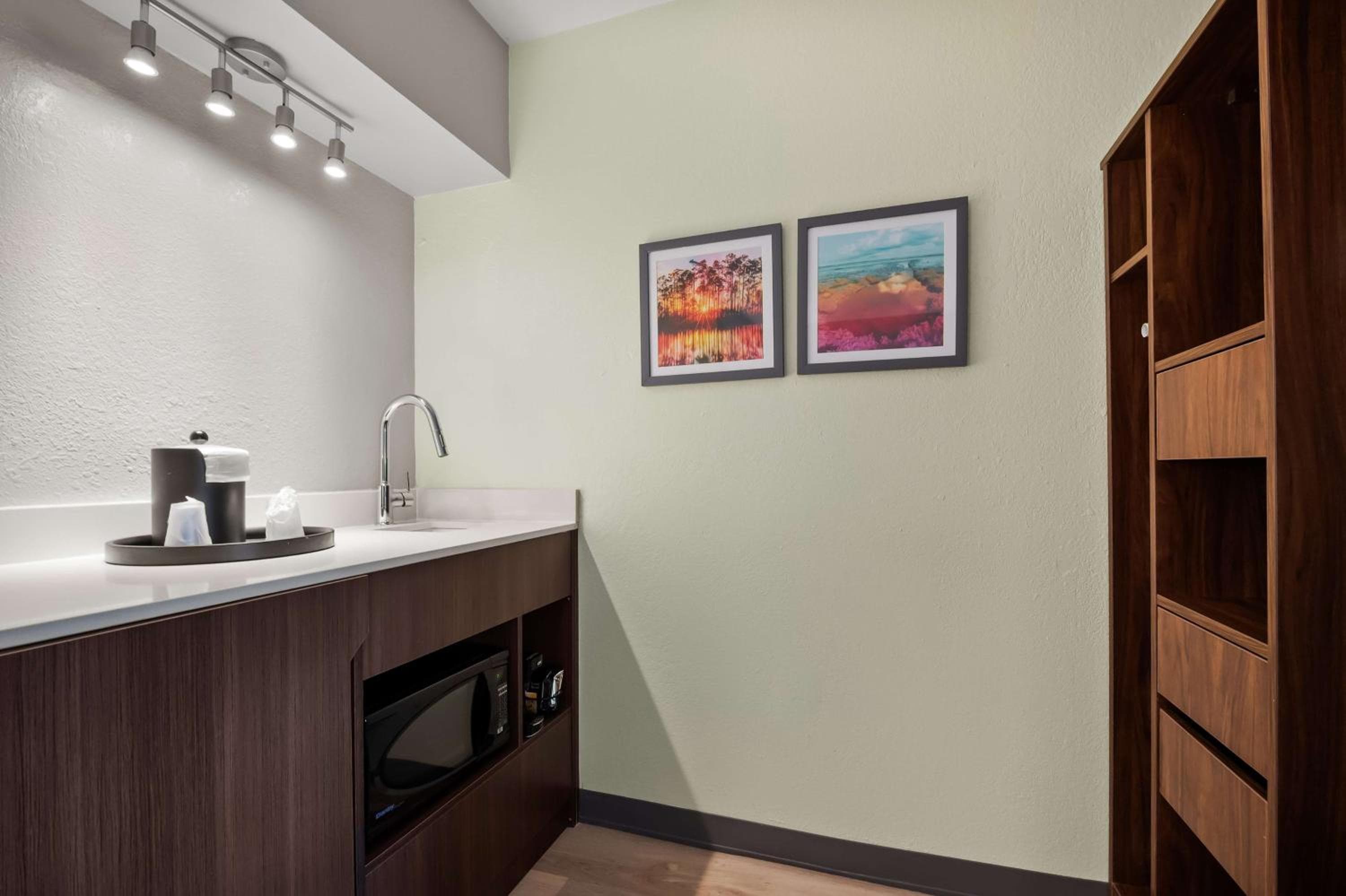 Hampton Inn Weston Fort Lauderdale — 4