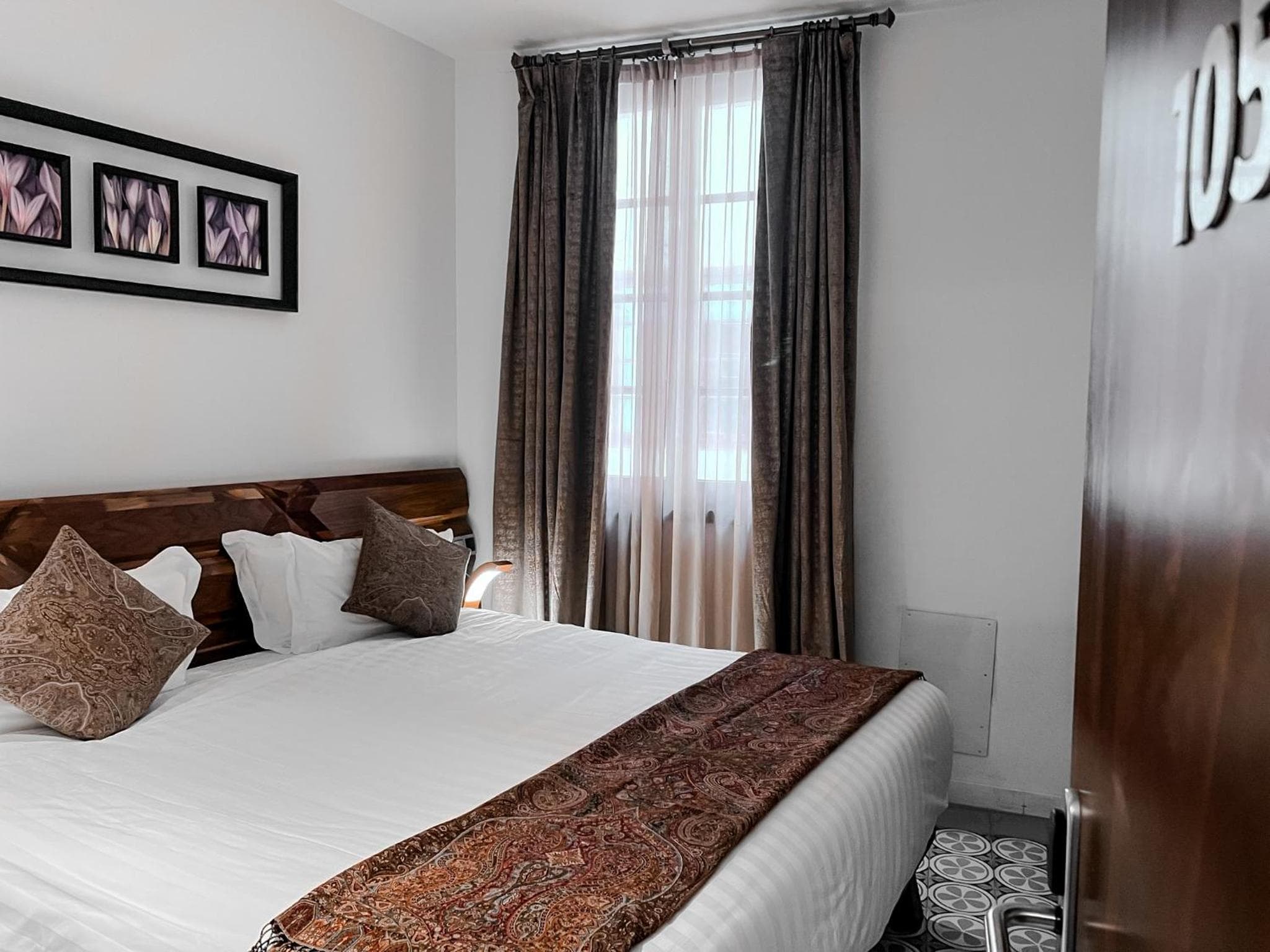 Anahita Boutique Hotel — 10