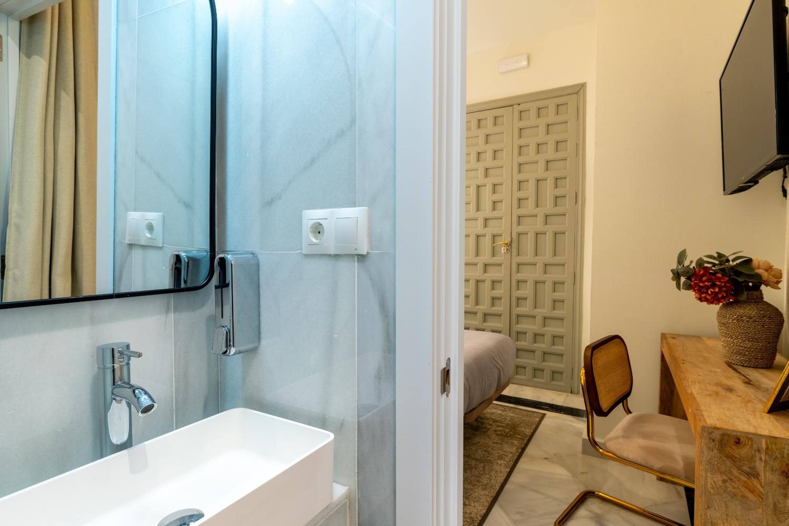 Arco de la Seda - Hotel Boutique — 9