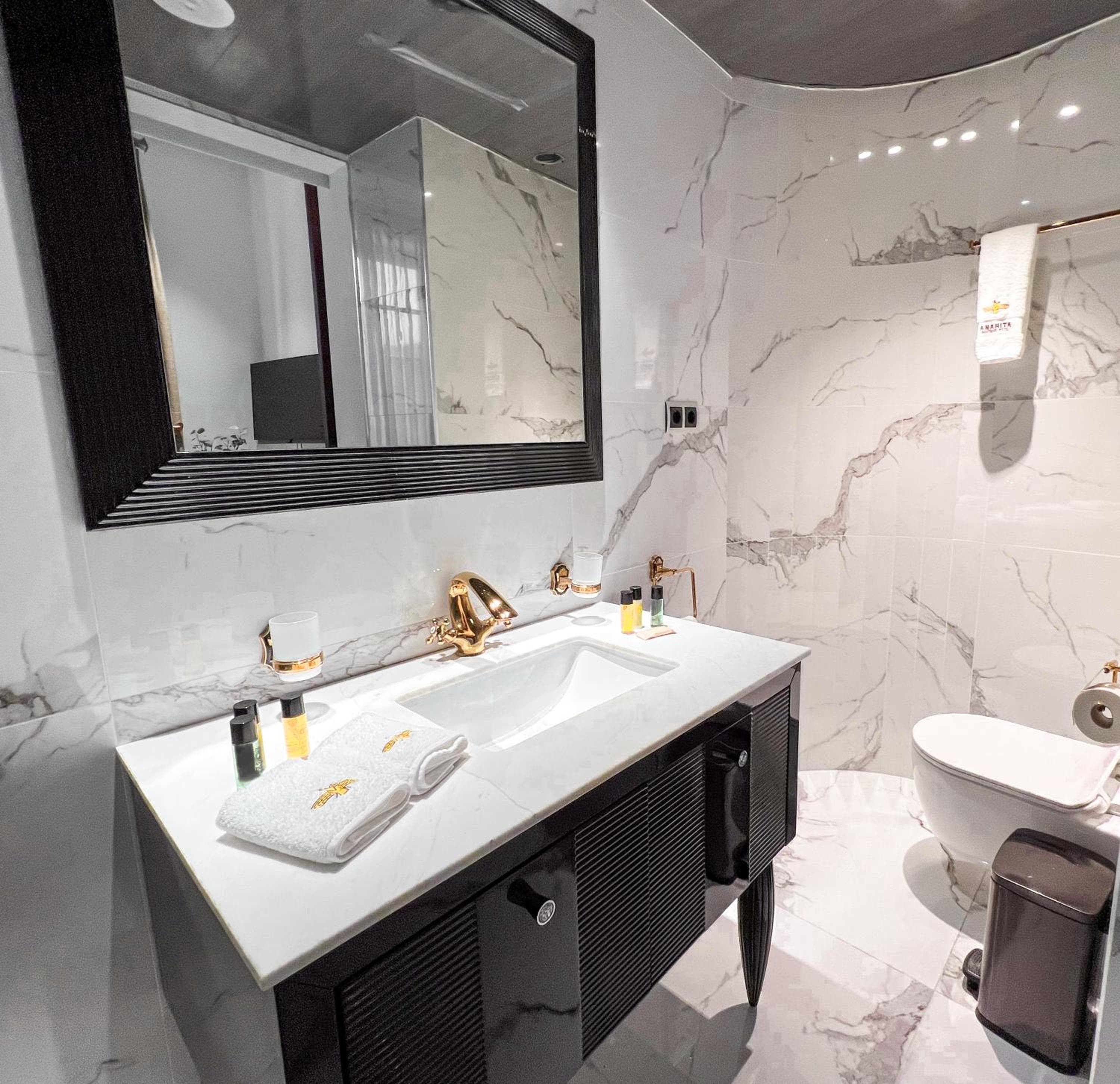 Anahita Boutique Hotel — 23
