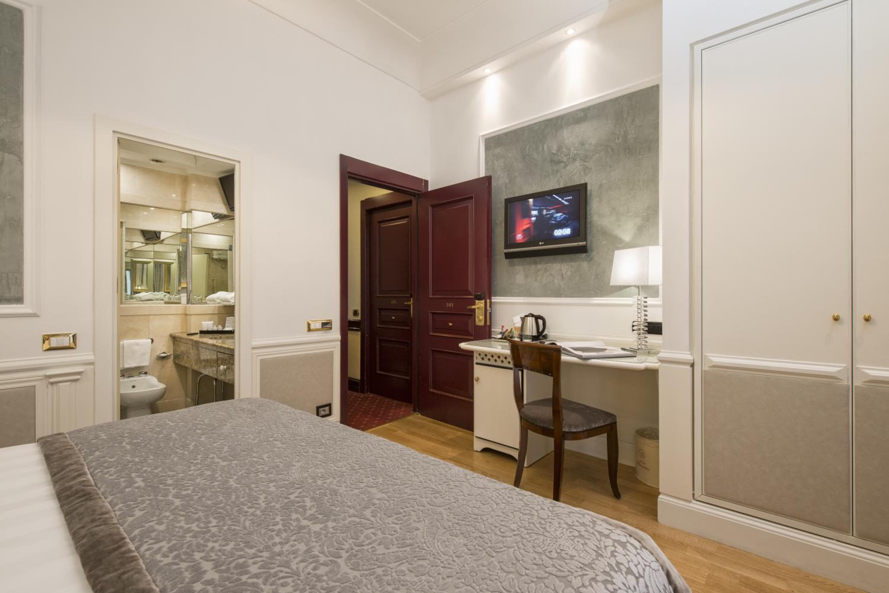 The Britannia Hotel — 12