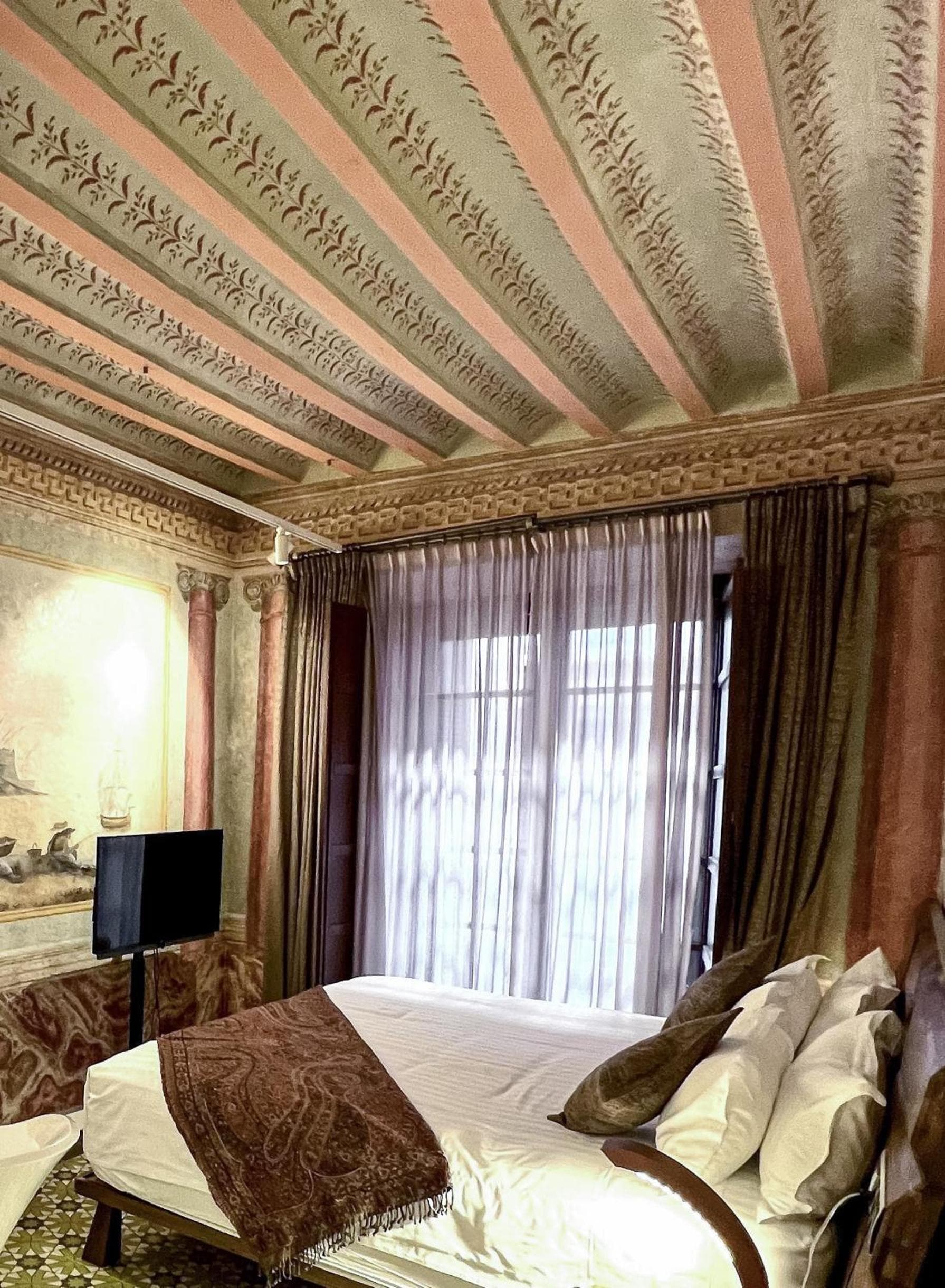 Anahita Boutique Hotel — 28
