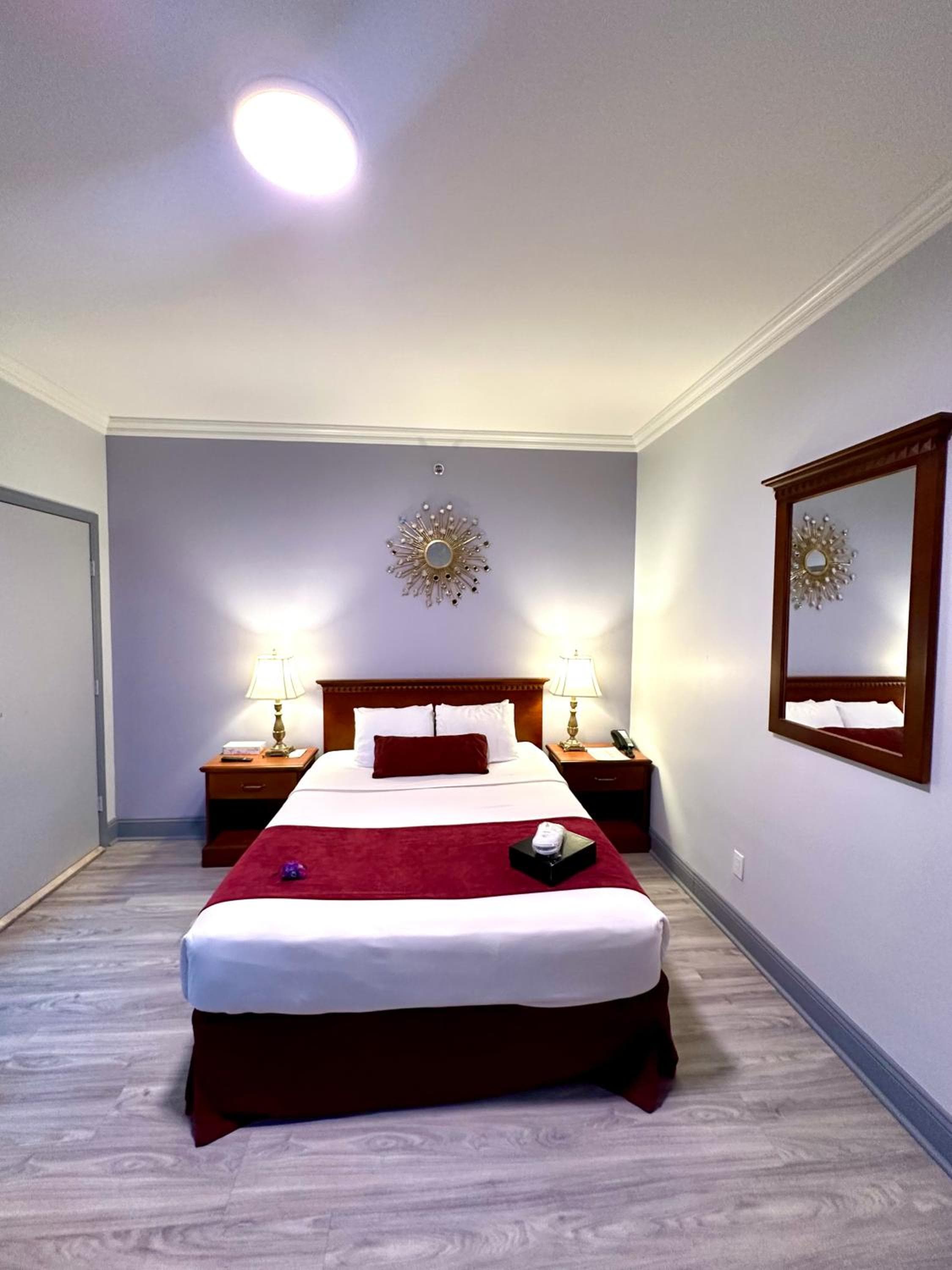 Hotel Santiago — 4