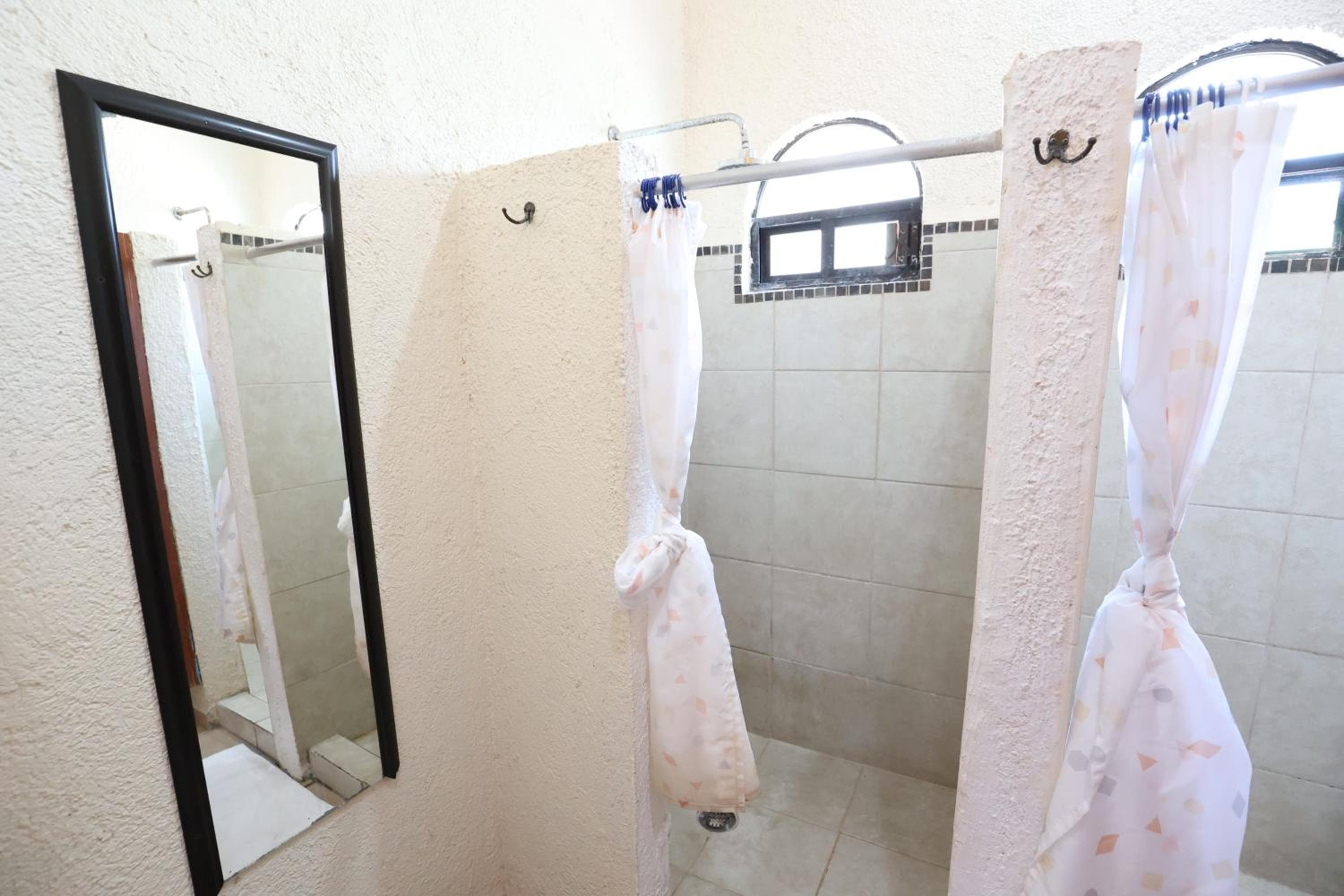 Hotel Bosque Caribe, 5th Av. zone — 24