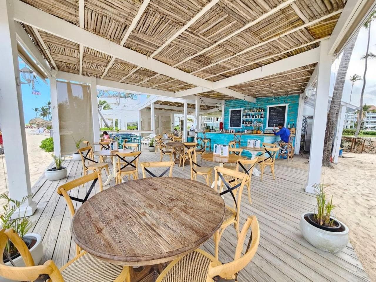Playa Turquesa Beachfront Escape | 3BR | BBQ &Pool — 21