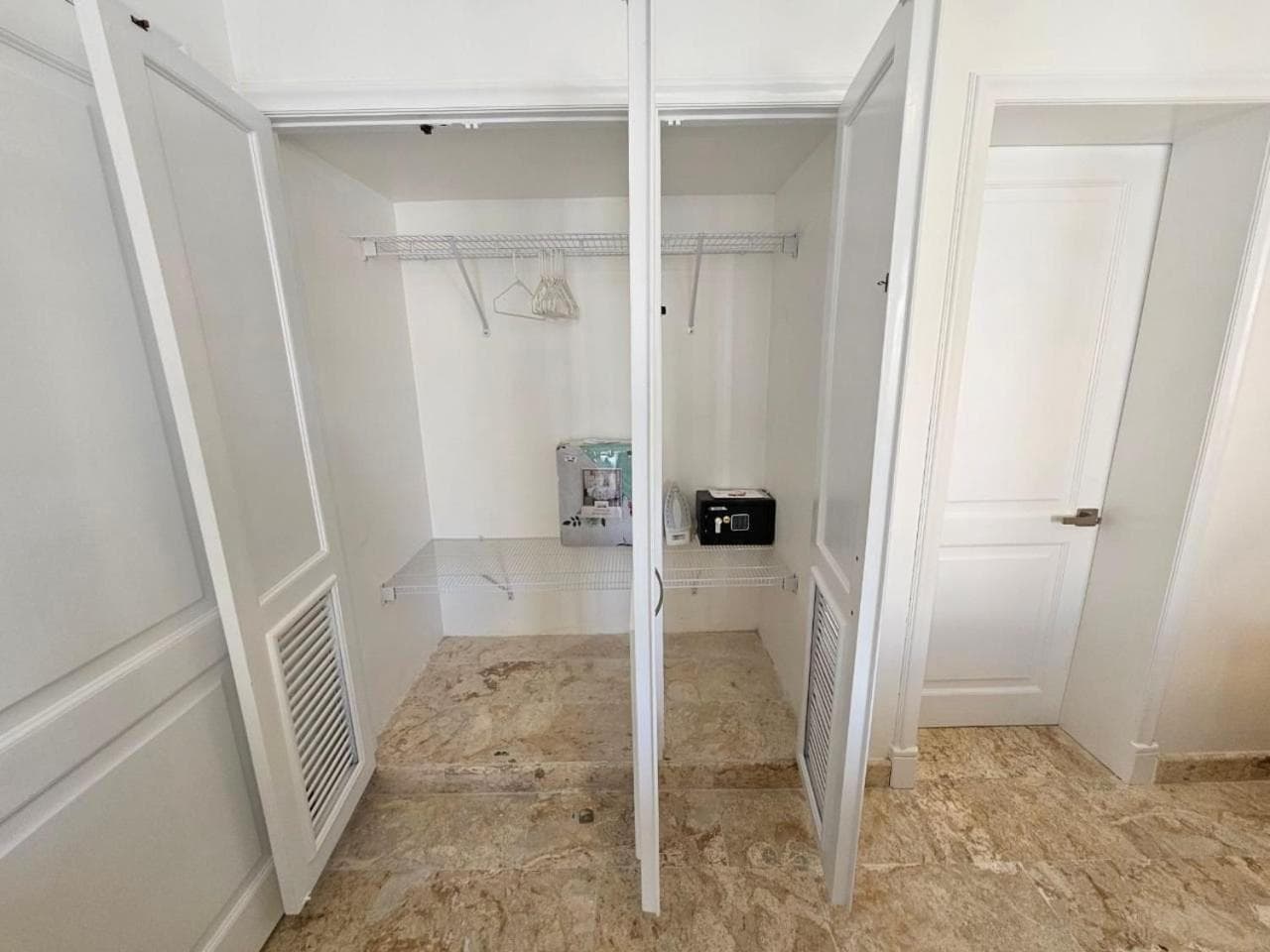 2BDR Beach Access at Playa Turquesa Los Corales PC — 30