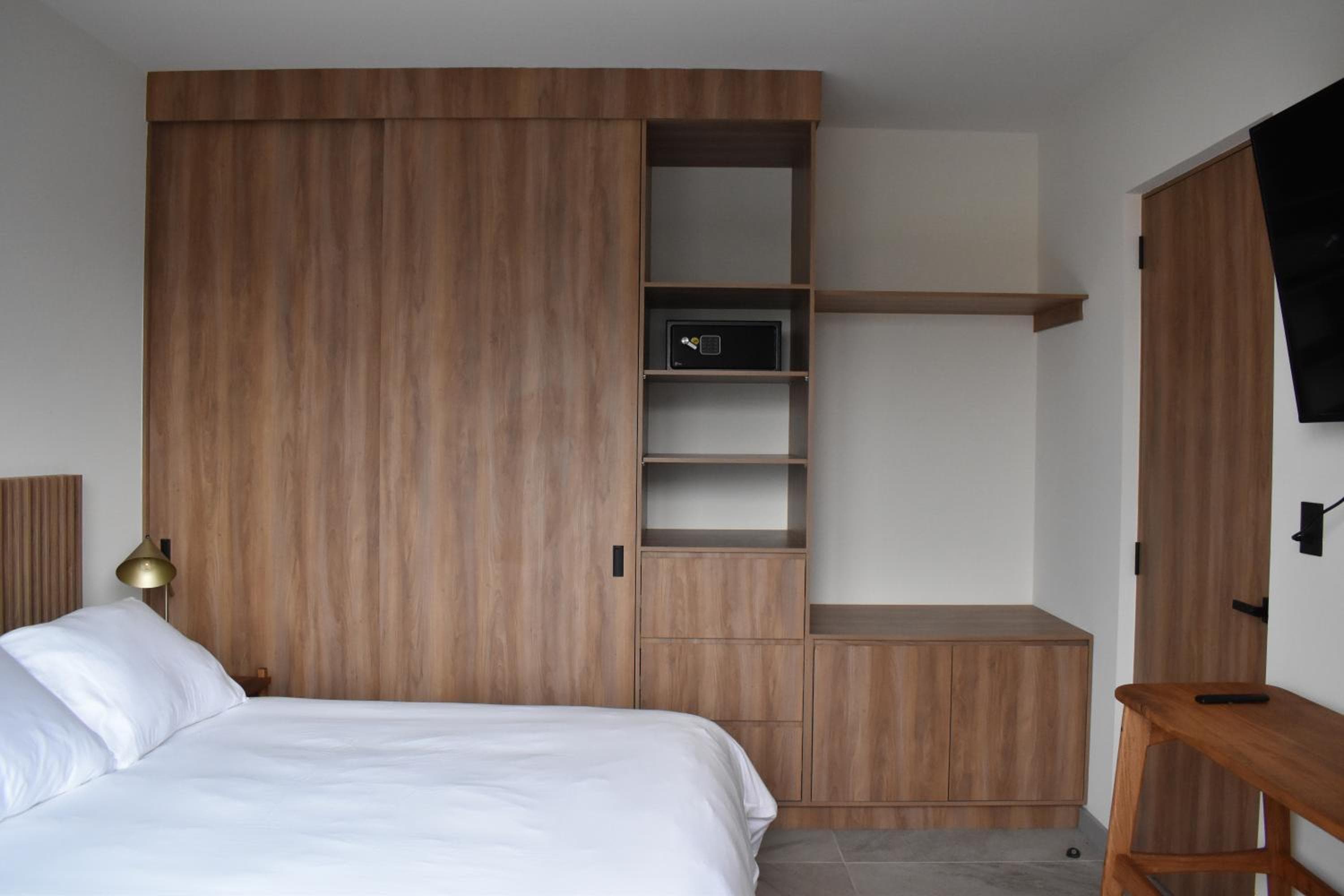 Tanat Art Apartments — 12