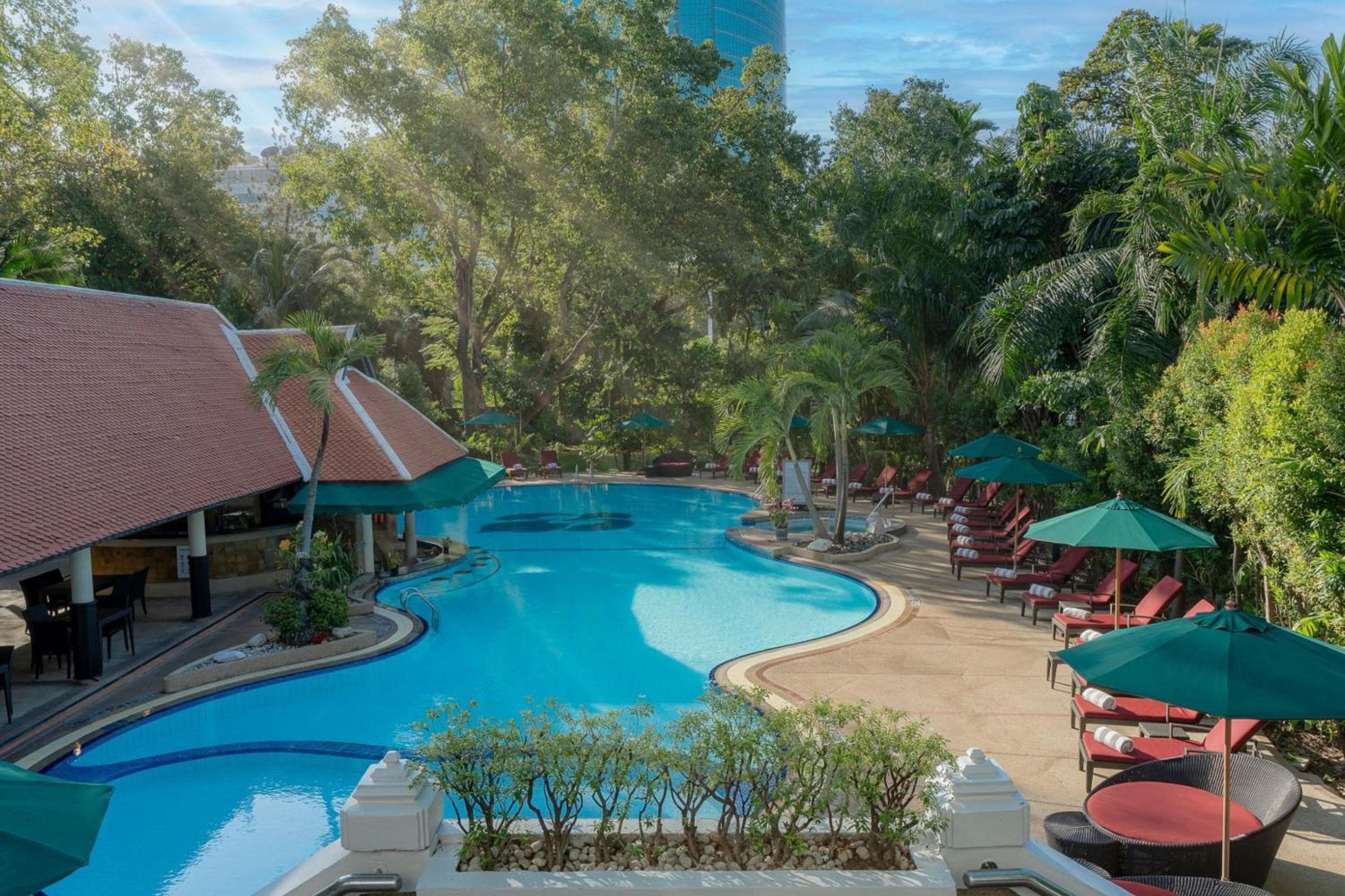 Royal Orchid Sheraton Riverside Hotel Bangkok — 19