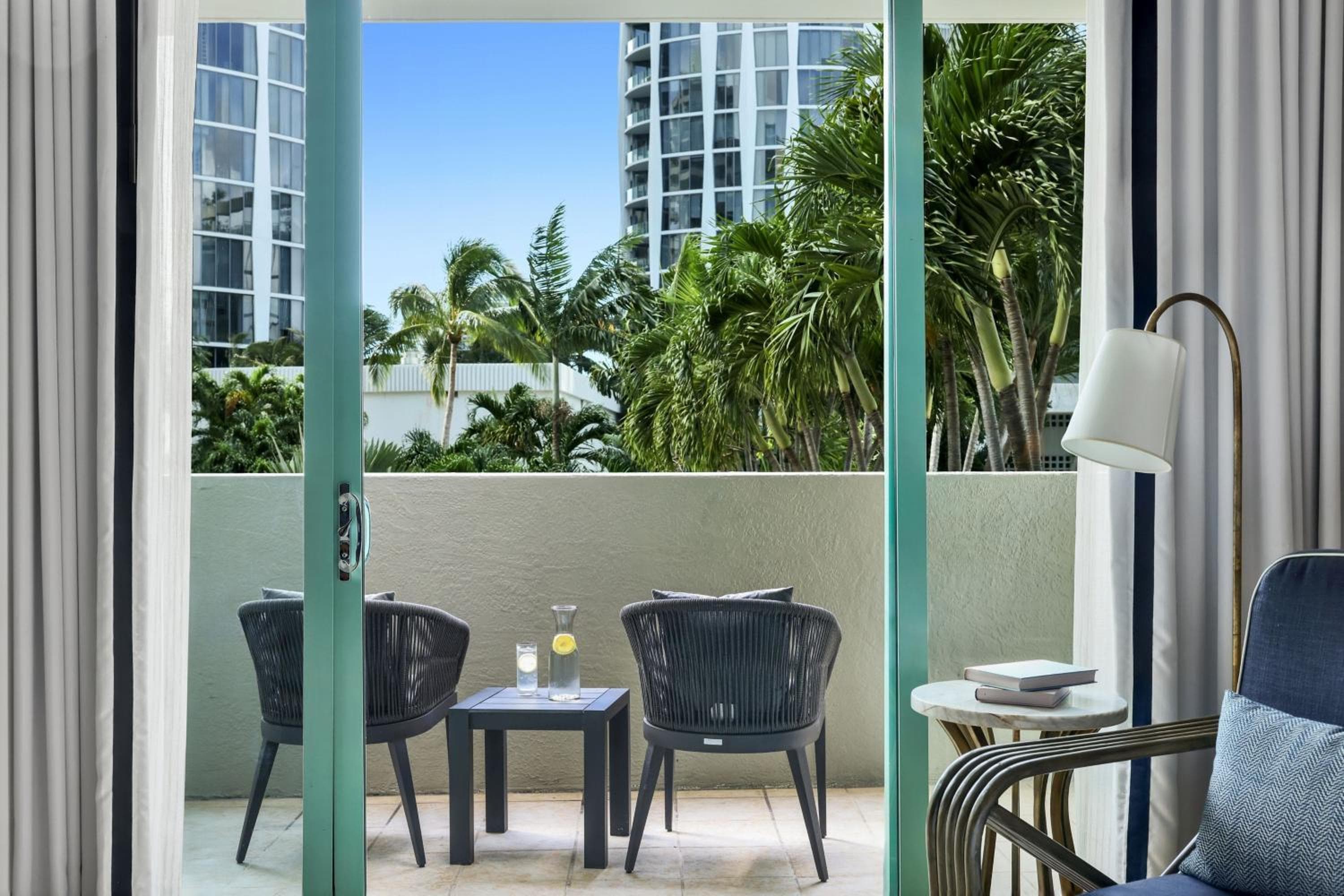 El Ritz-Carlton Coconut Grove, Miami — 14